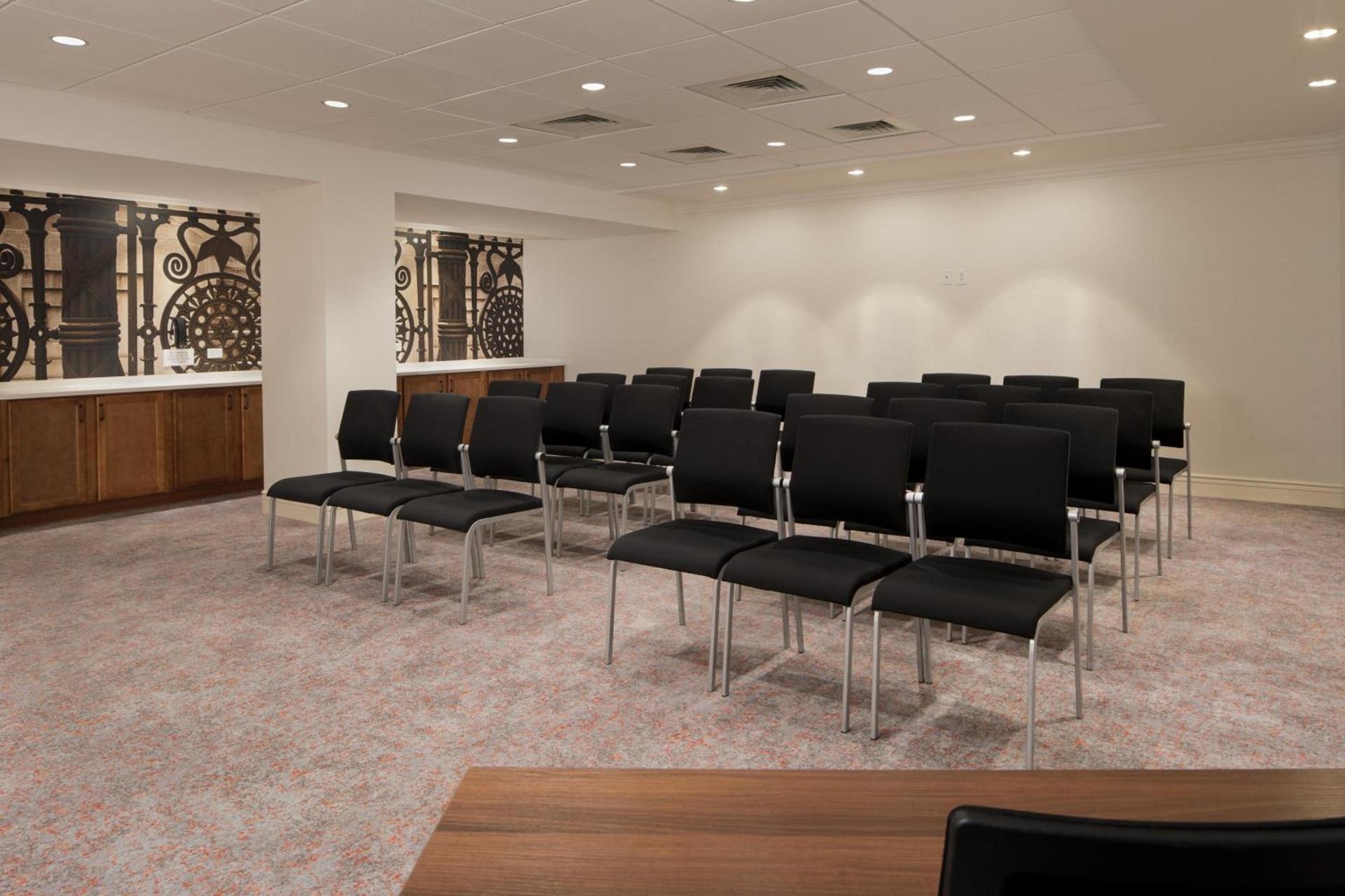 Hotel Indigo Baltimore Downtown by IHG photo 32