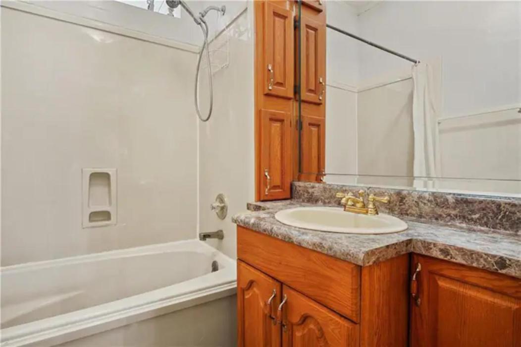 McKean Manor photo 33