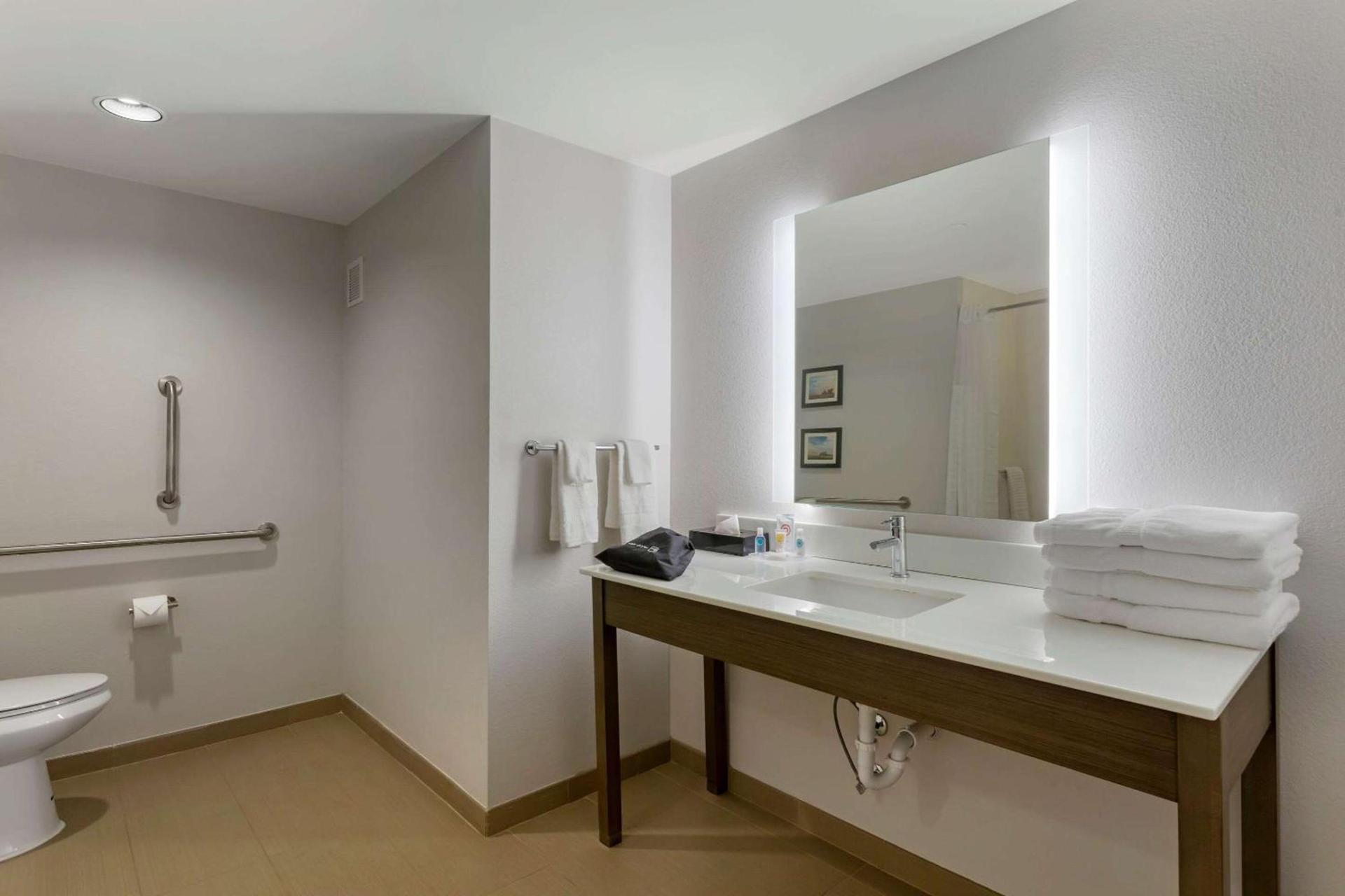 Comfort Inn Jonesboro Central photo 18