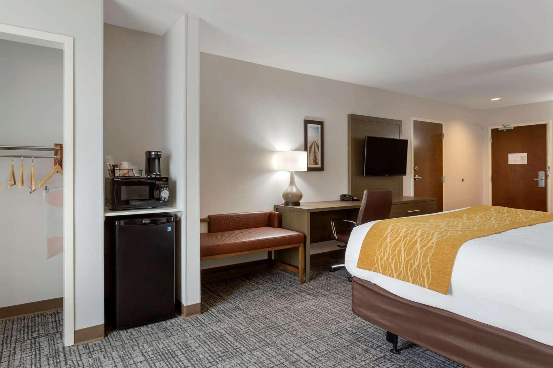 Comfort Inn Jonesboro Central photo 22