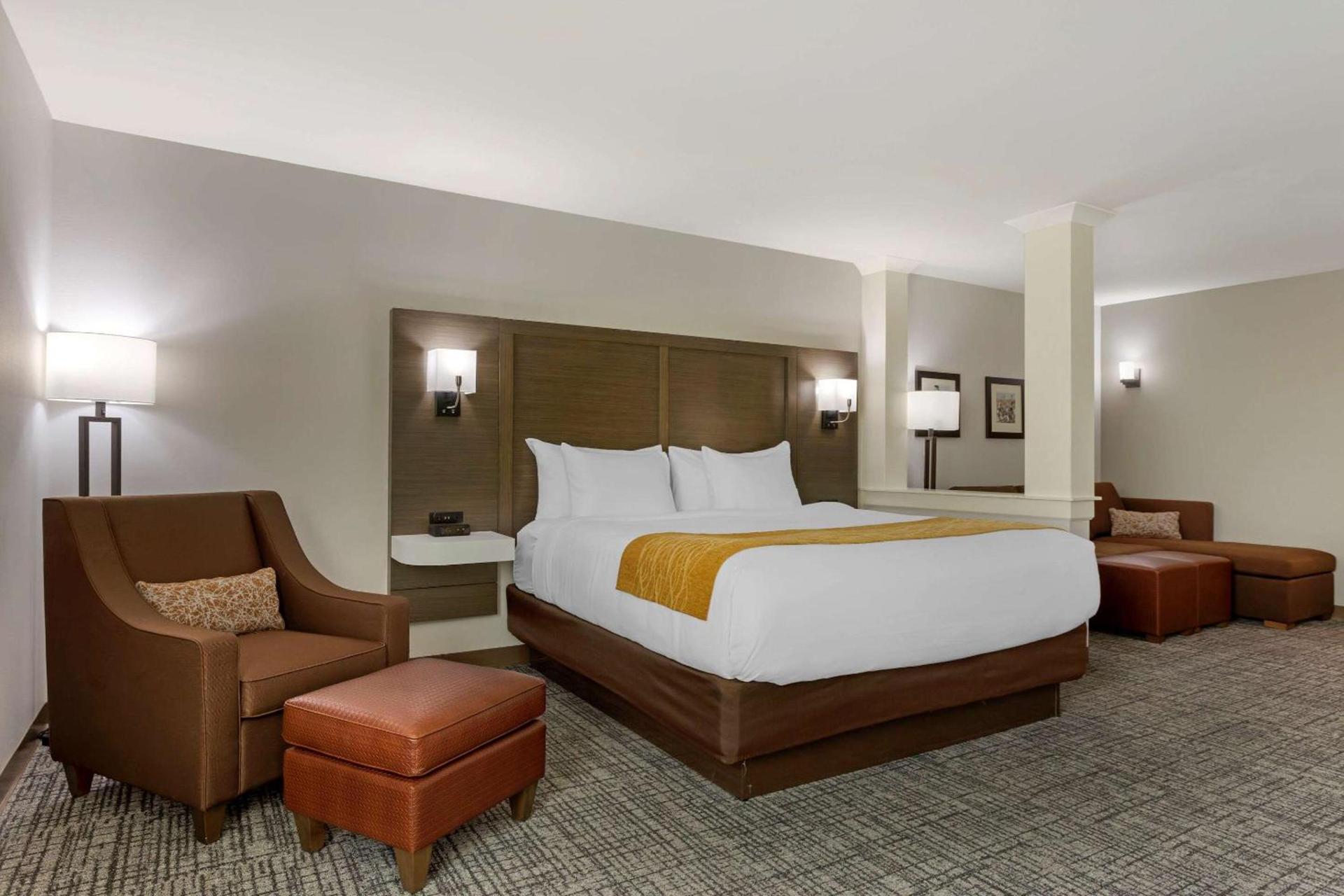 Comfort Inn Jonesboro Central photo 27