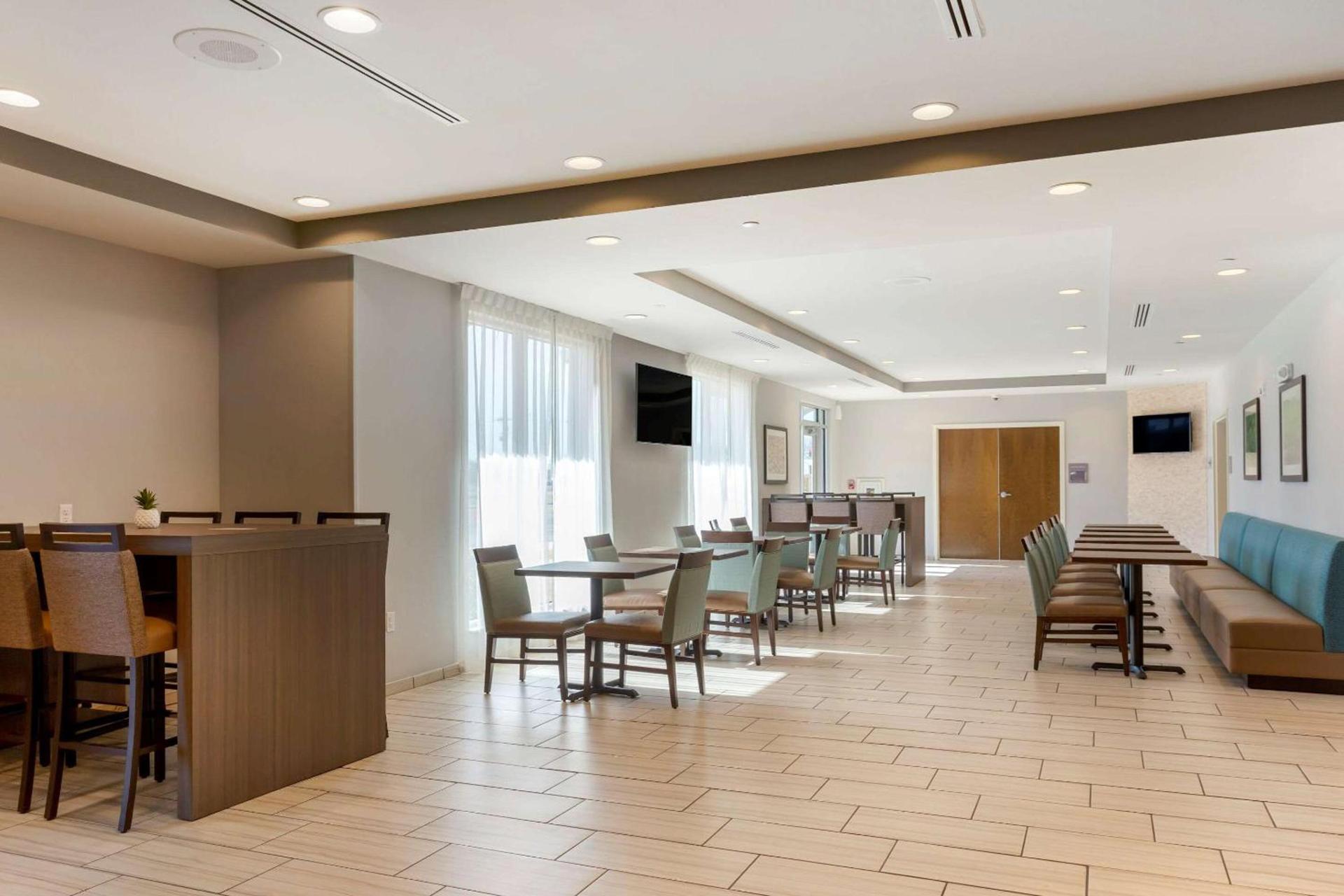 Comfort Inn Jonesboro Central photo 36