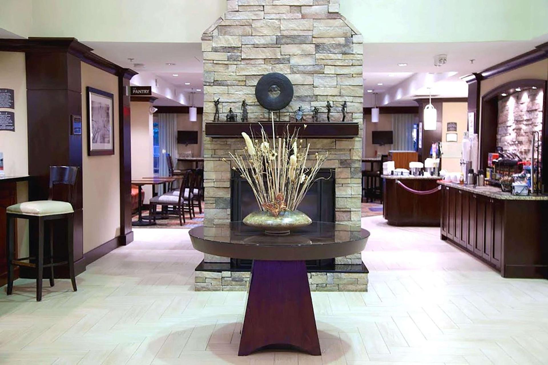 Sonesta ES Suites Chatsworth photo 4