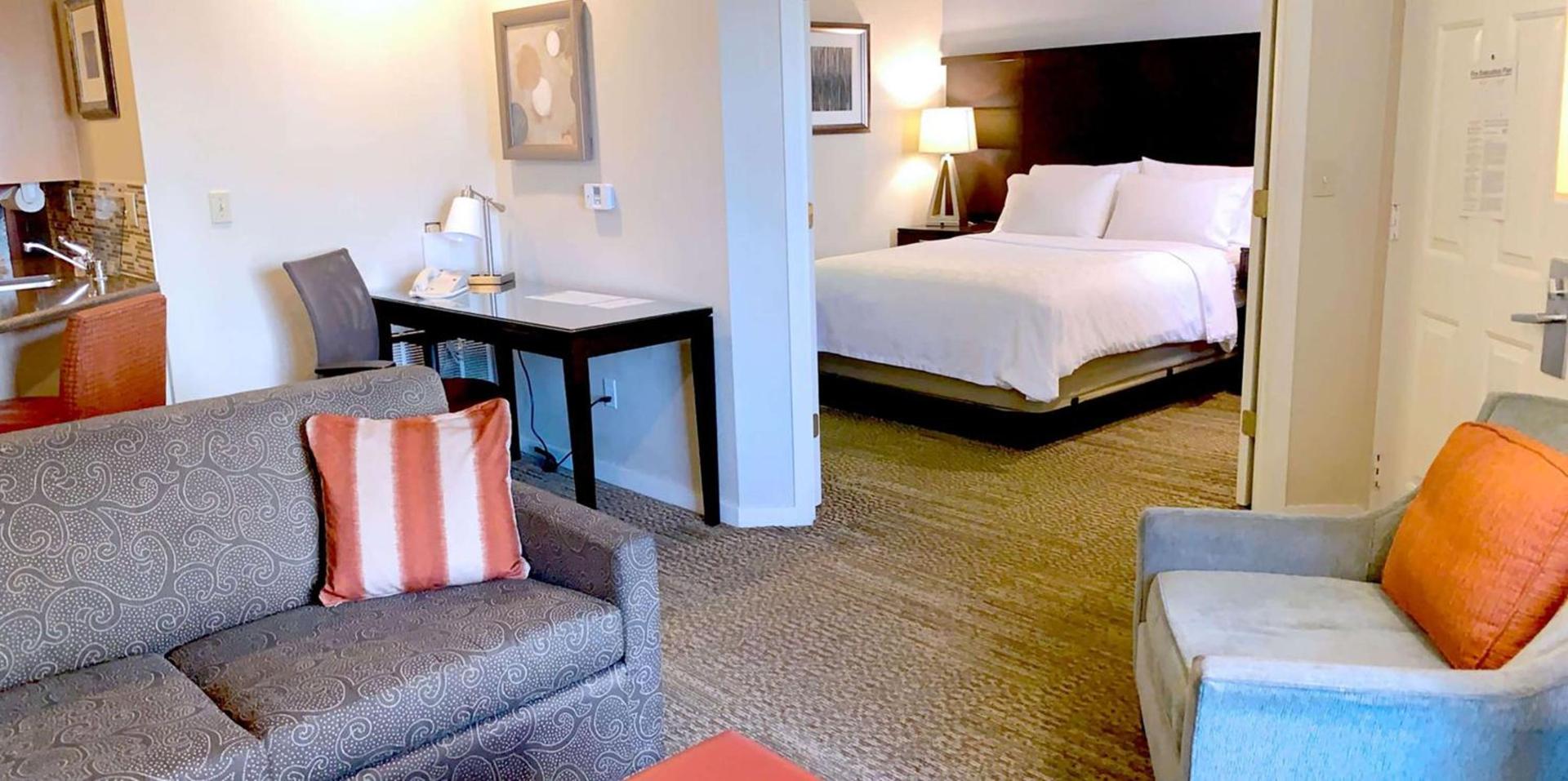 Sonesta ES Suites Chatsworth photo 10