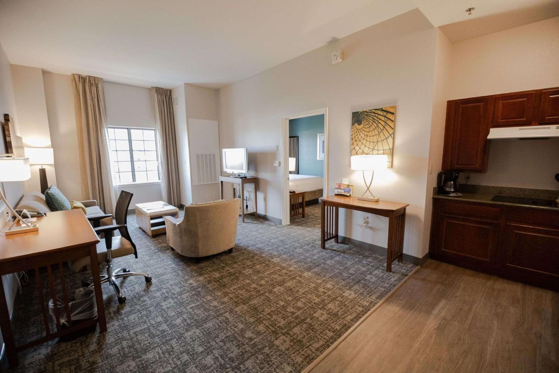 Sonesta ES Suites Chatsworth photo 11