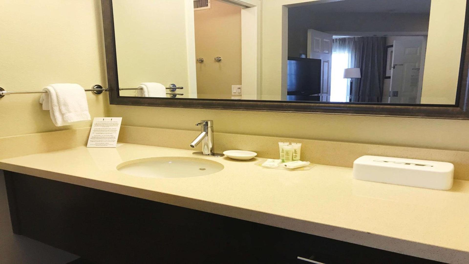Sonesta ES Suites Chatsworth photo 15