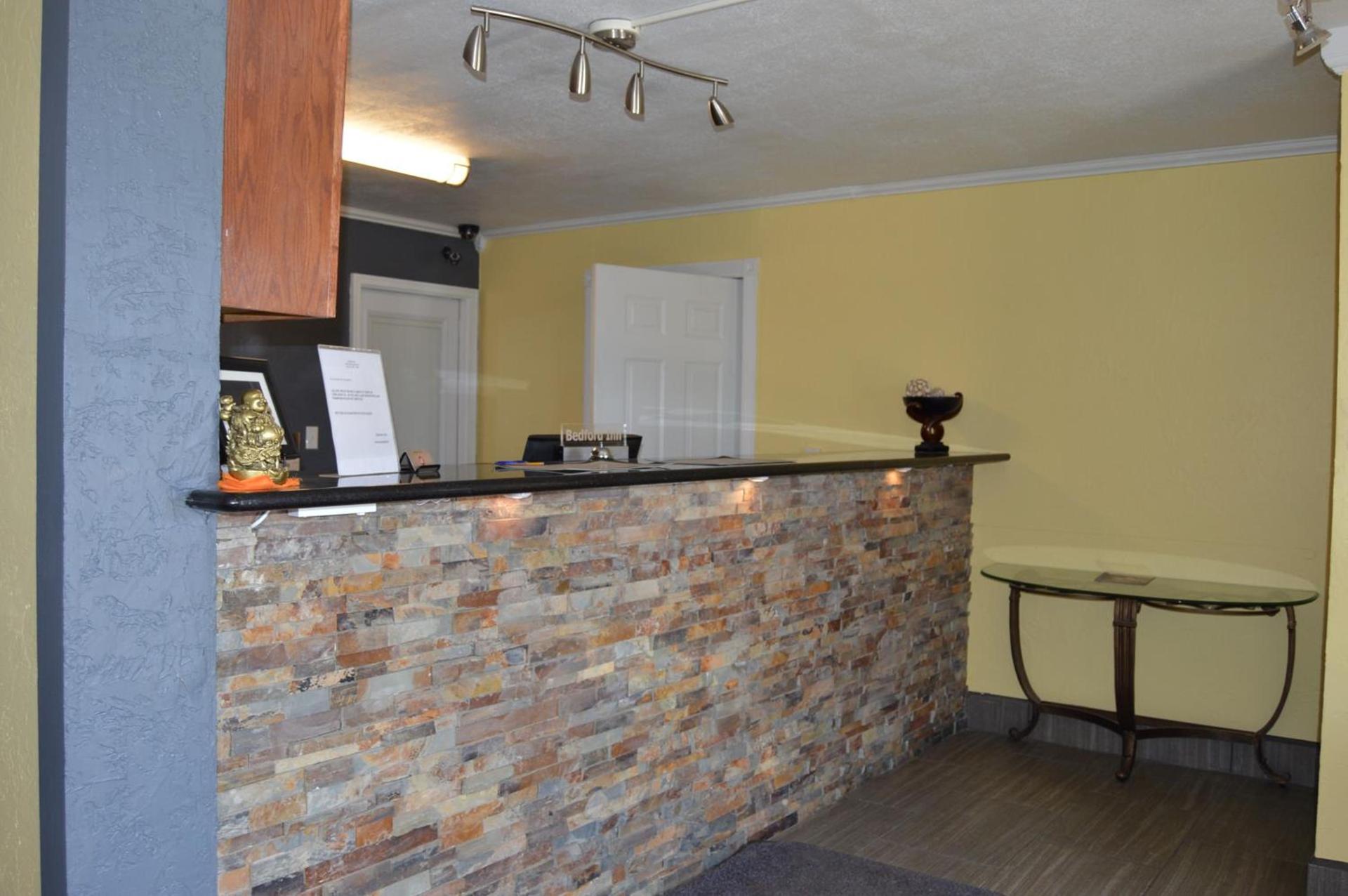 Bedford Inn photo 6
