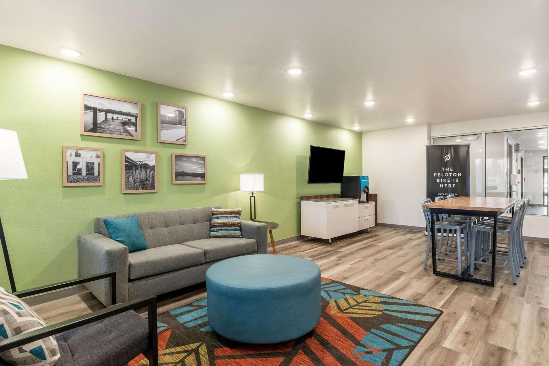 WoodSpring Suites Portland Vancouver photo 10