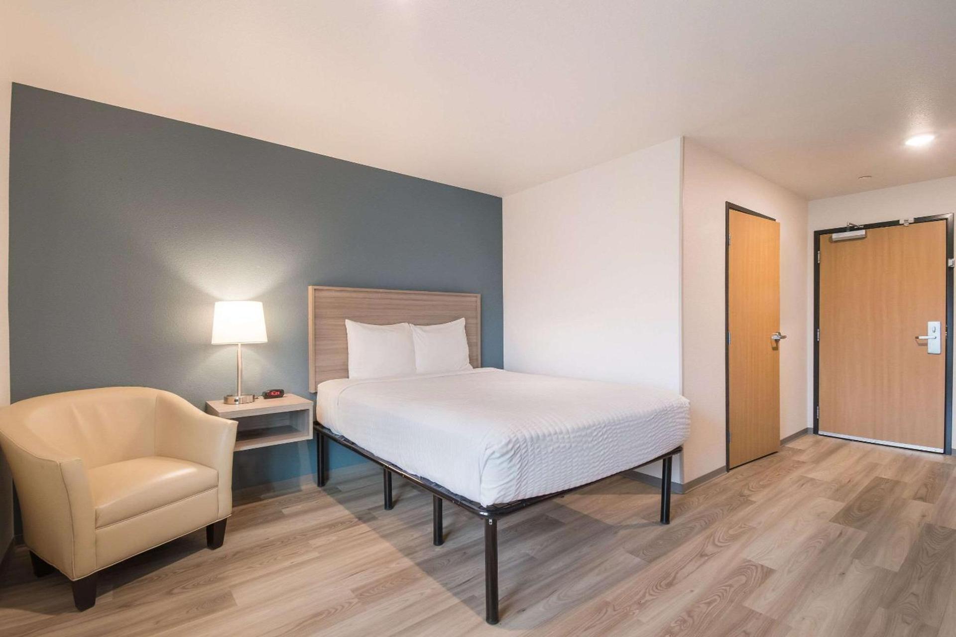 WoodSpring Suites Portland Vancouver photo 30