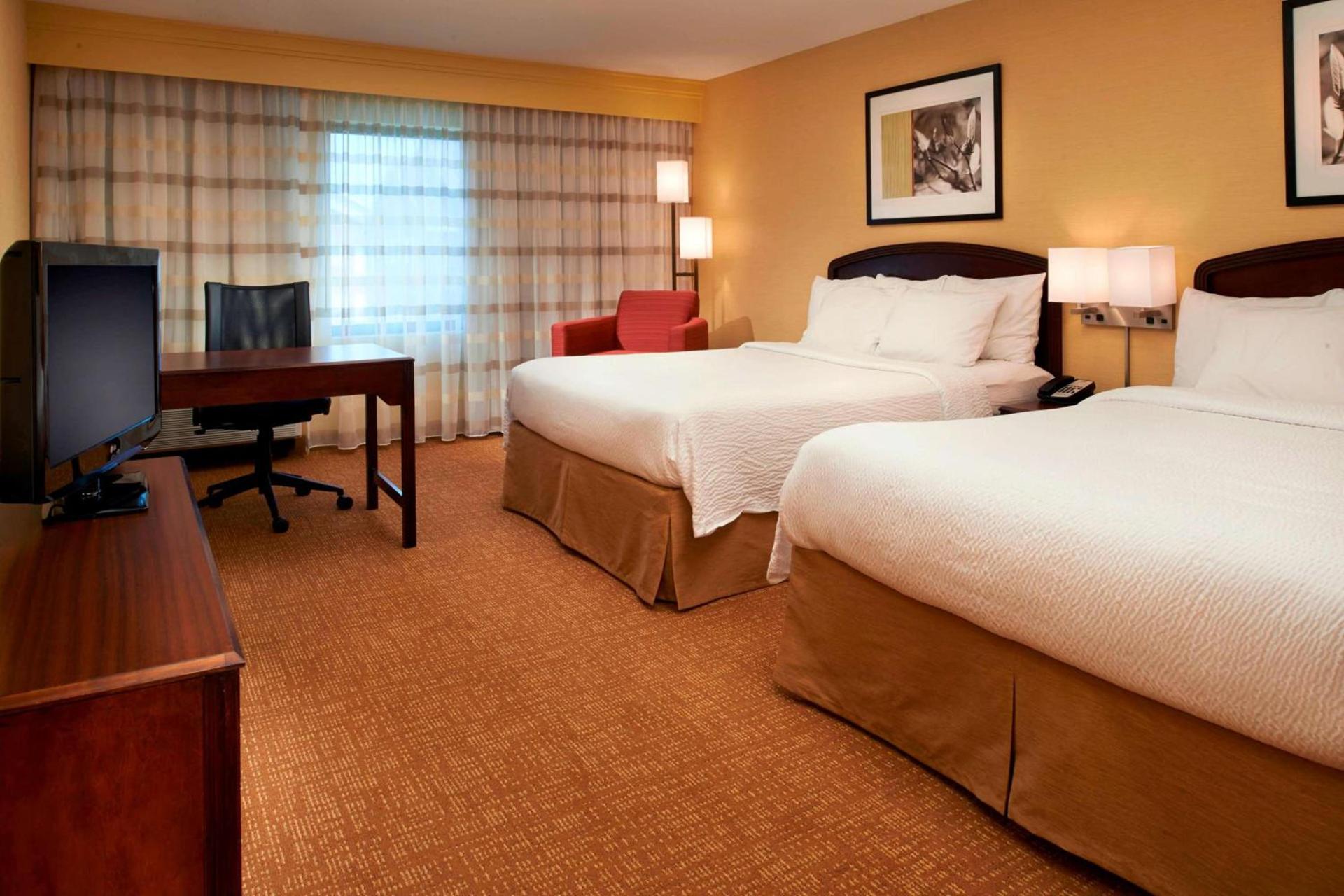 Sonesta Select Detroit Novi photo 13