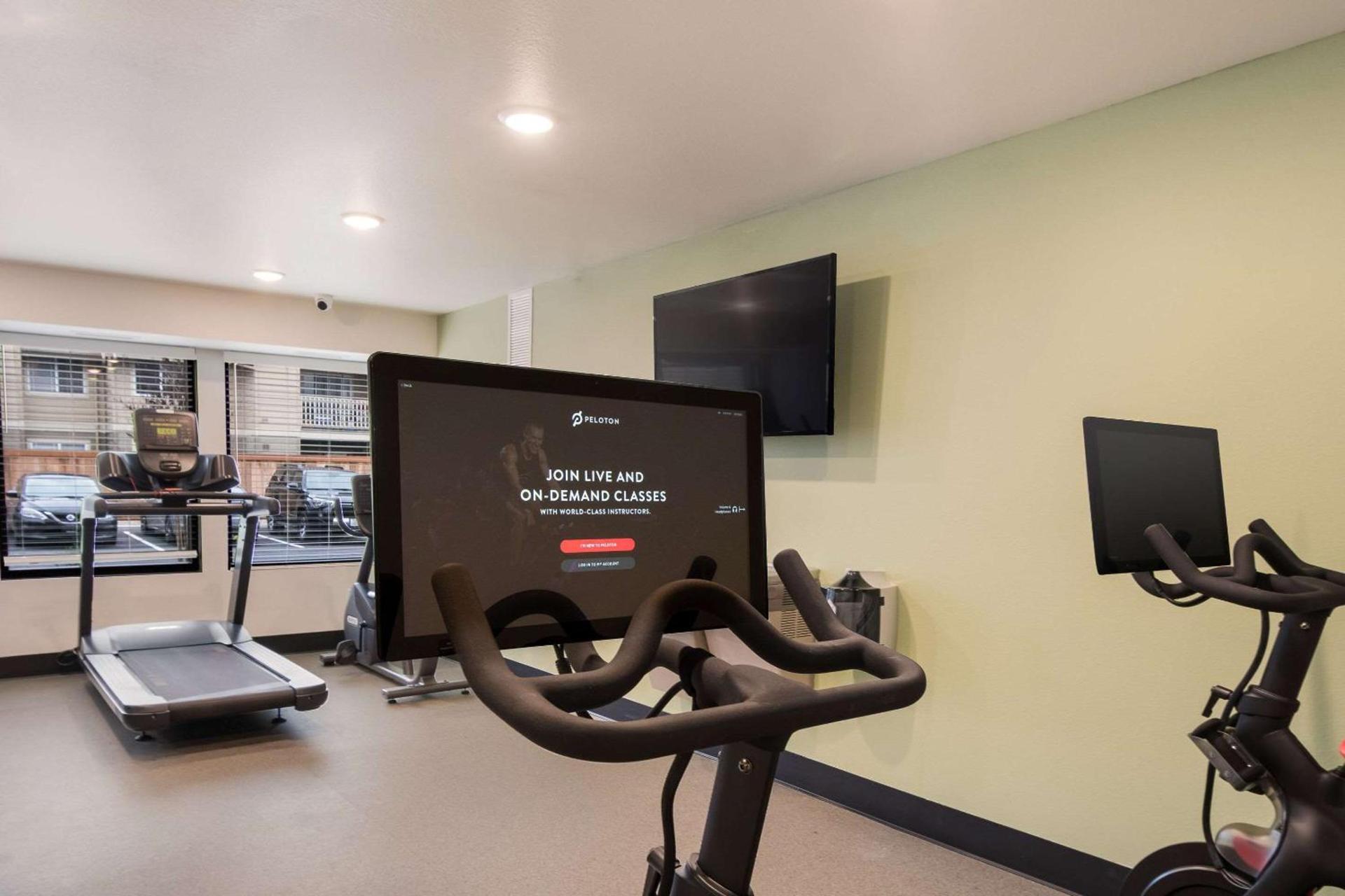 WoodSpring Suites Portland Vancouver photo 38