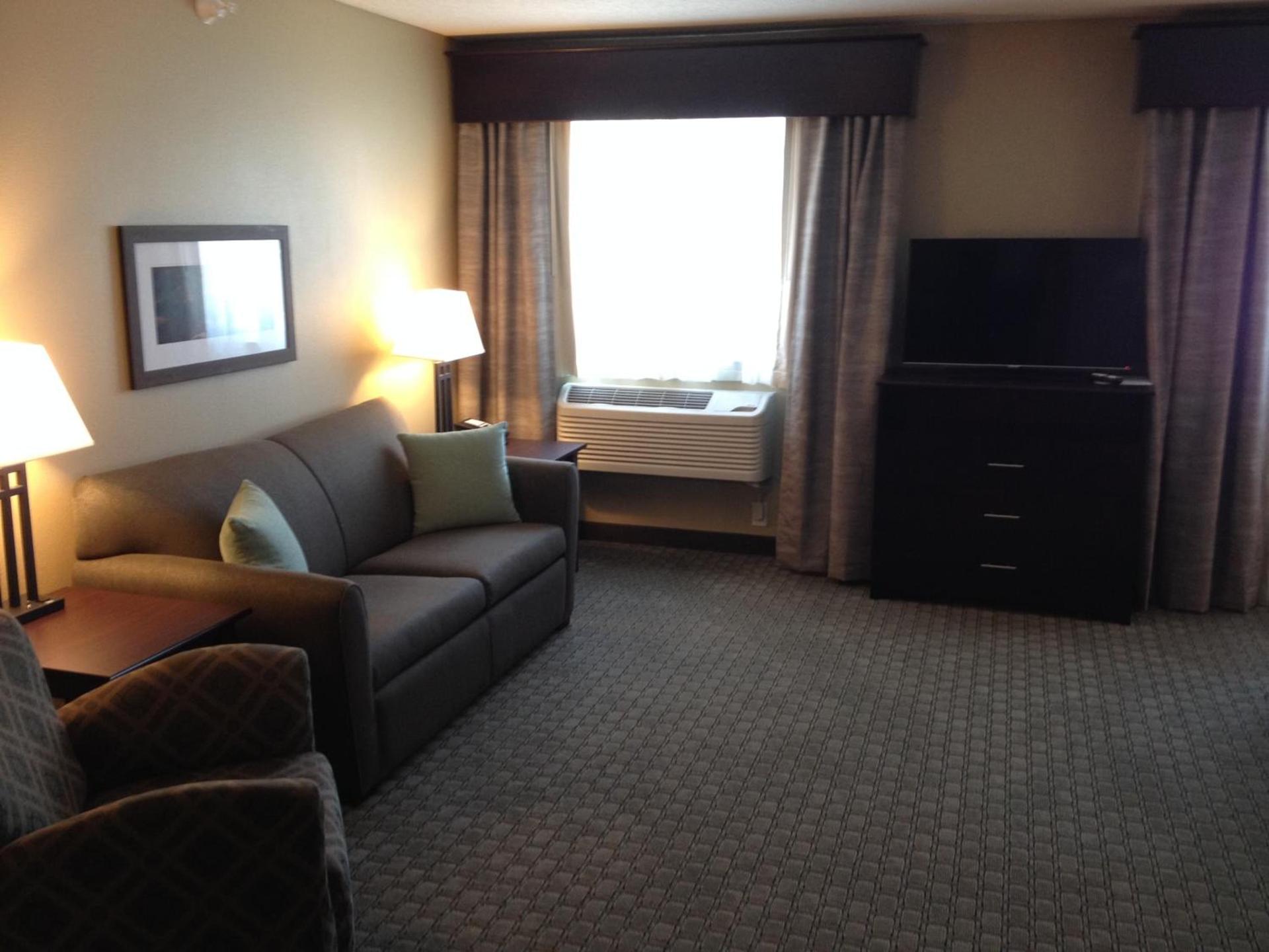 GrandStay Hotel & Suites - Glenwood photo 20