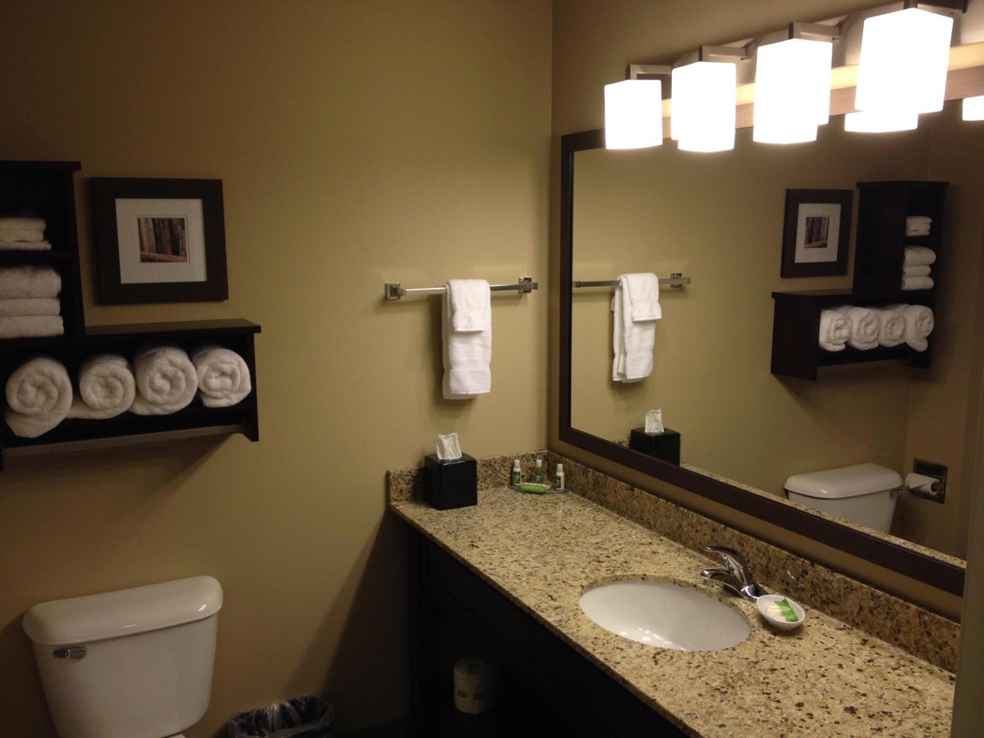 GrandStay Hotel & Suites - Glenwood photo 18