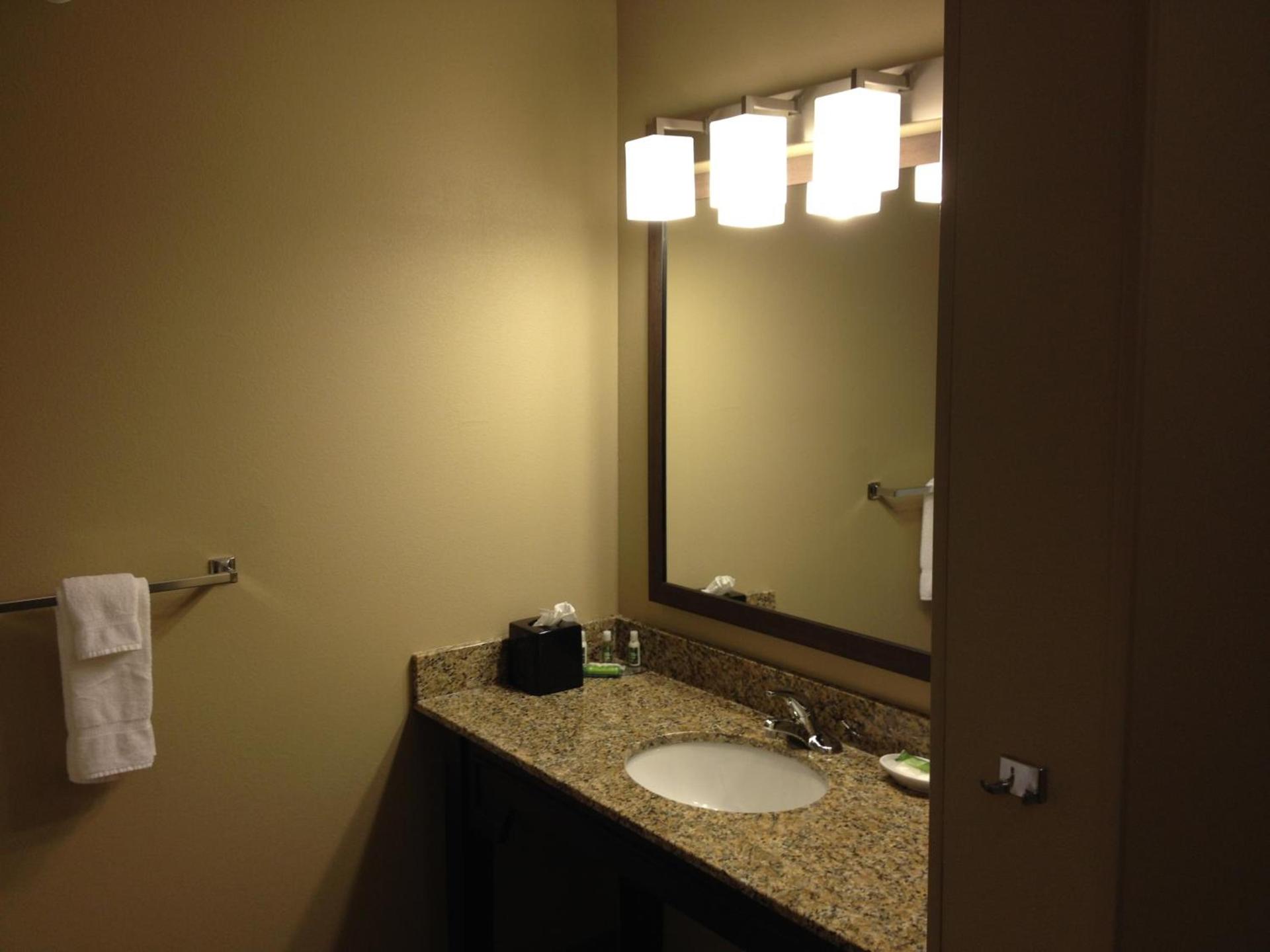 GrandStay Hotel & Suites - Glenwood photo 31