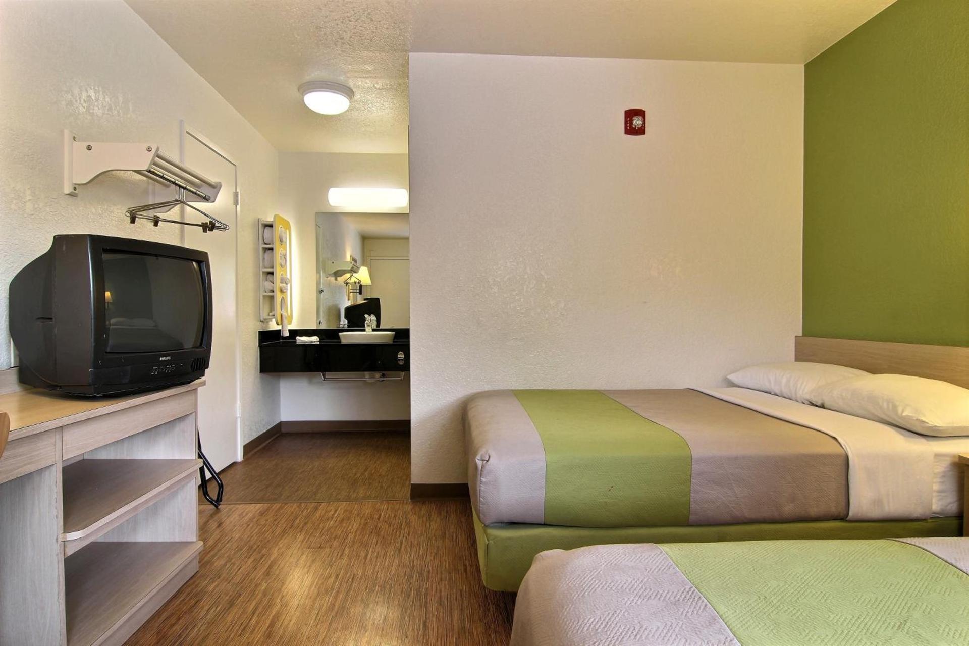 Motel 6-Albuquerque, NM - Midtown photo 41