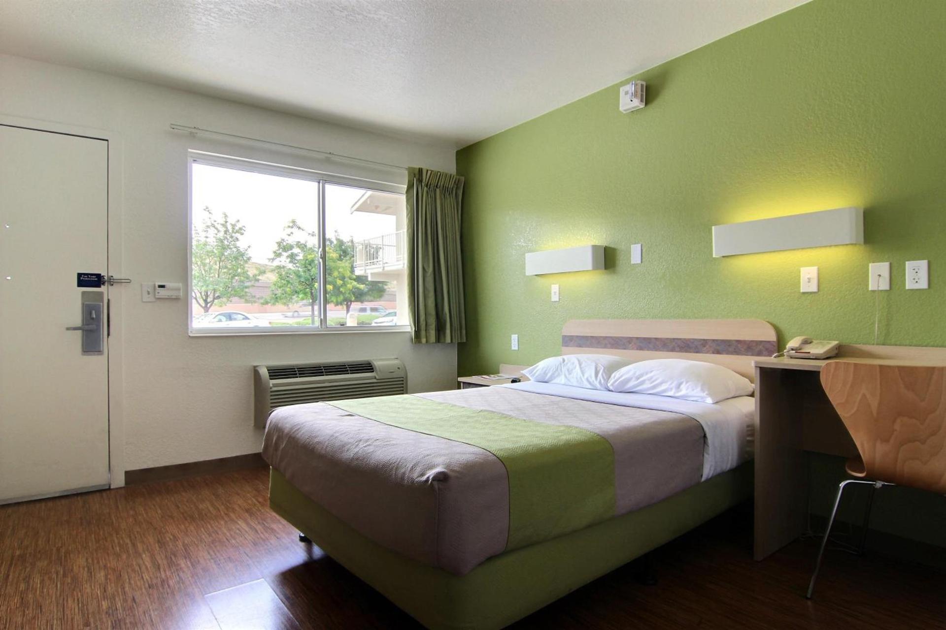 Motel 6-Albuquerque, NM - Midtown photo 33
