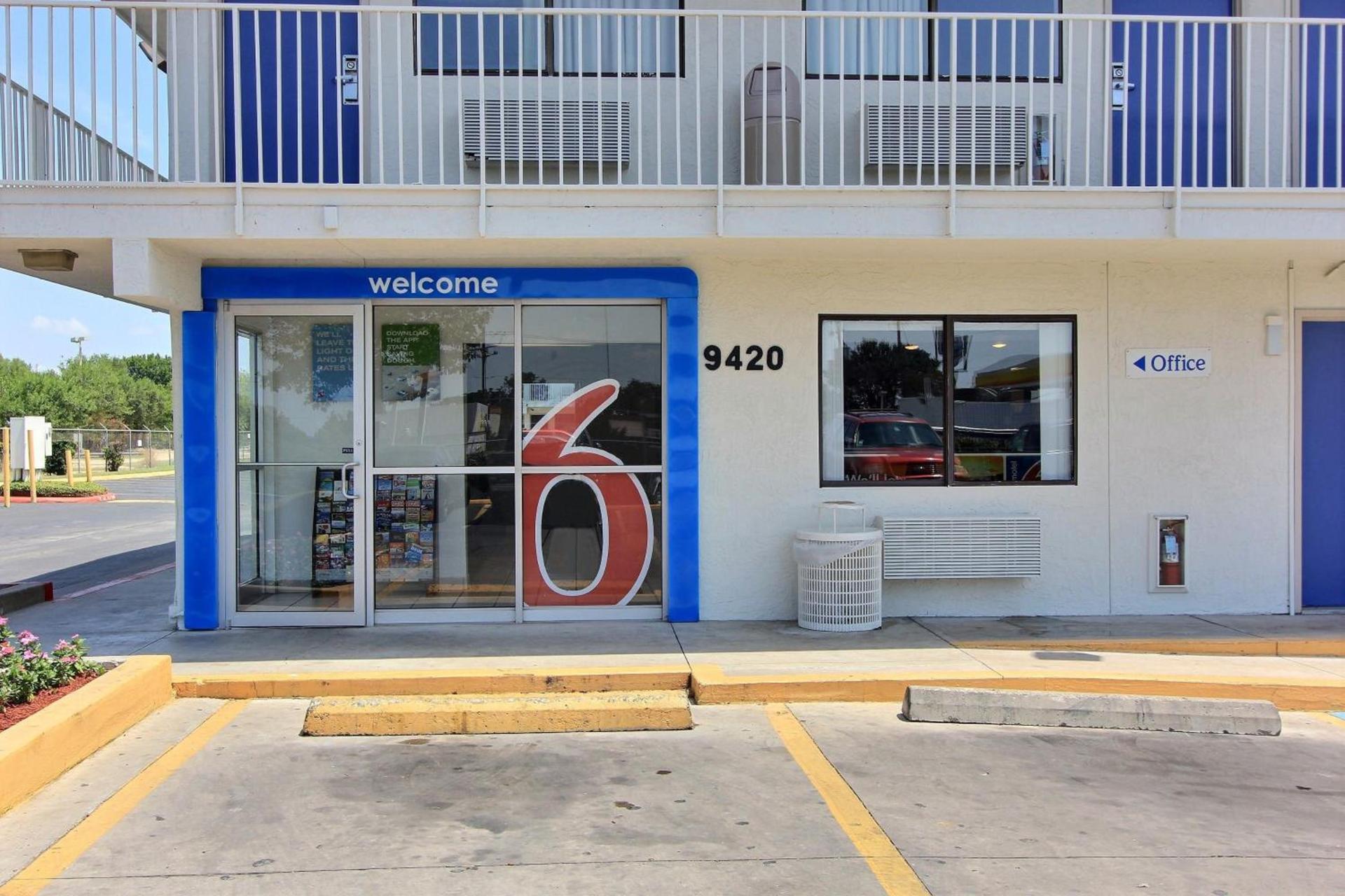 Motel 6-Austin, TX - North photo 34