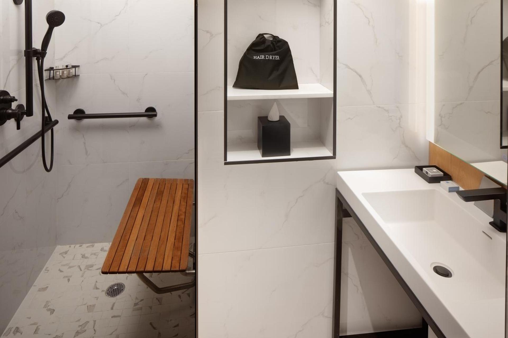 Hotel Indigo NYC Downtown - Wall Street by IHG photo 10