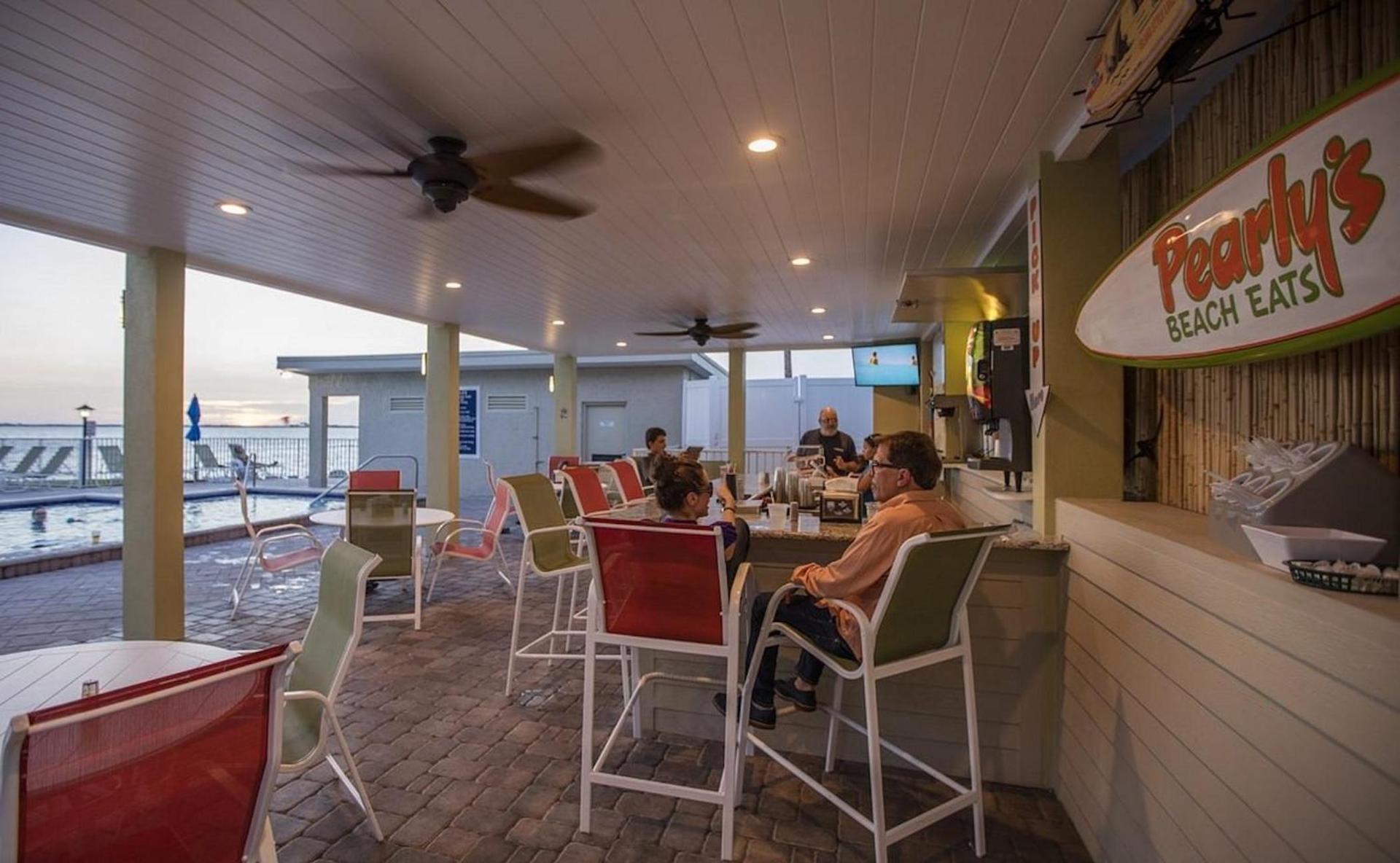 2 Bed Condo with Balcony Facing Pool and Sunsets! photo 26