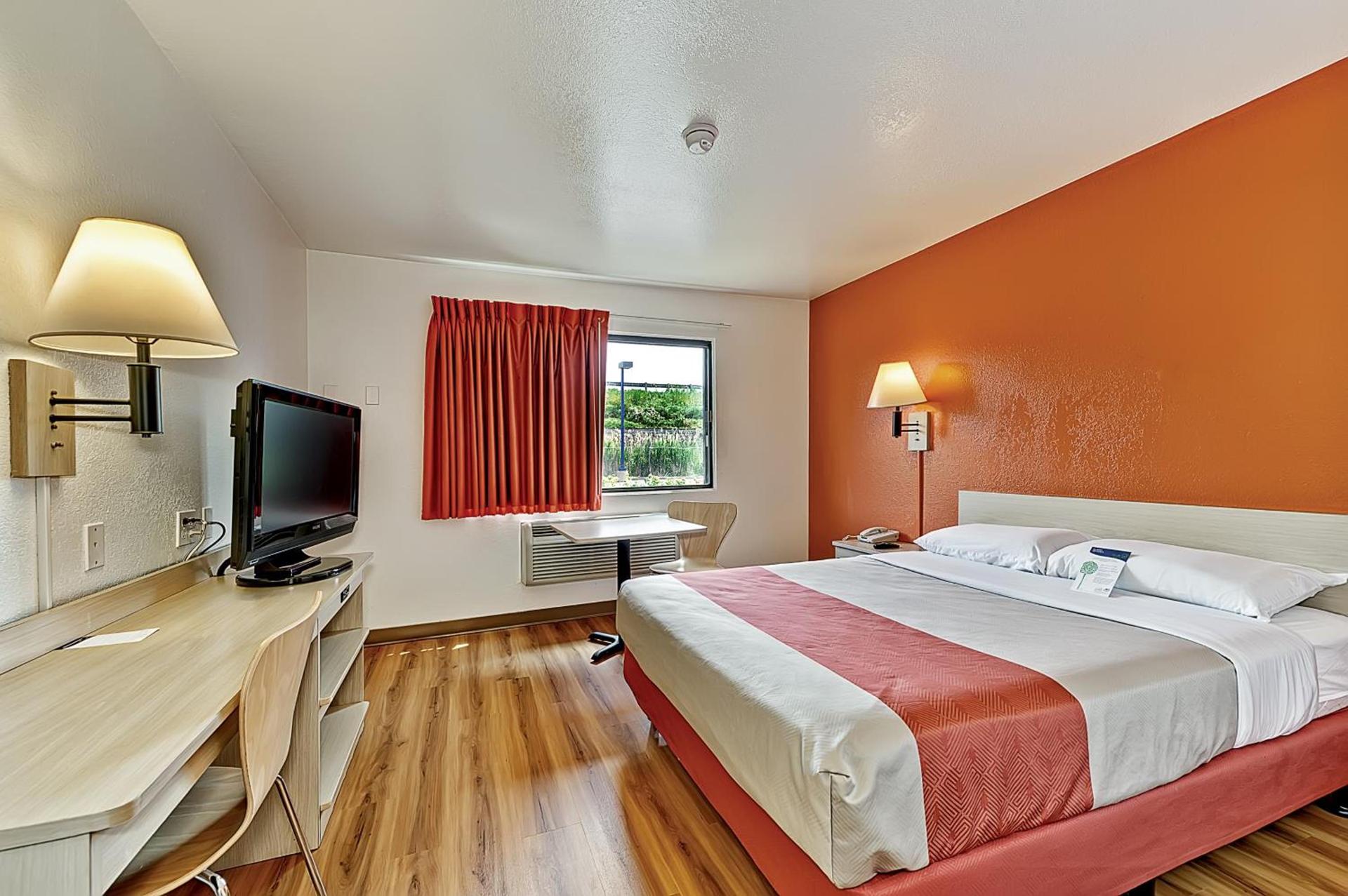 Motel 6-Glenview, IL - Chicago North photo 8