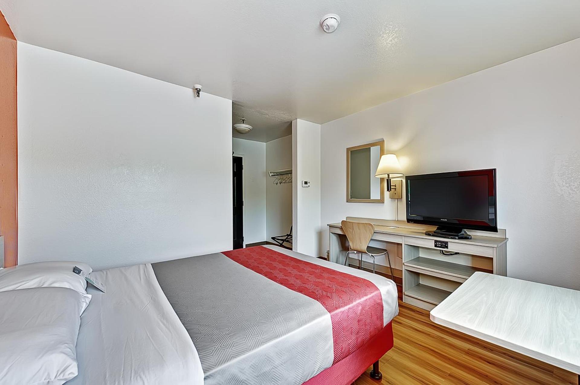 Motel 6-Glenview, IL - Chicago North photo 26