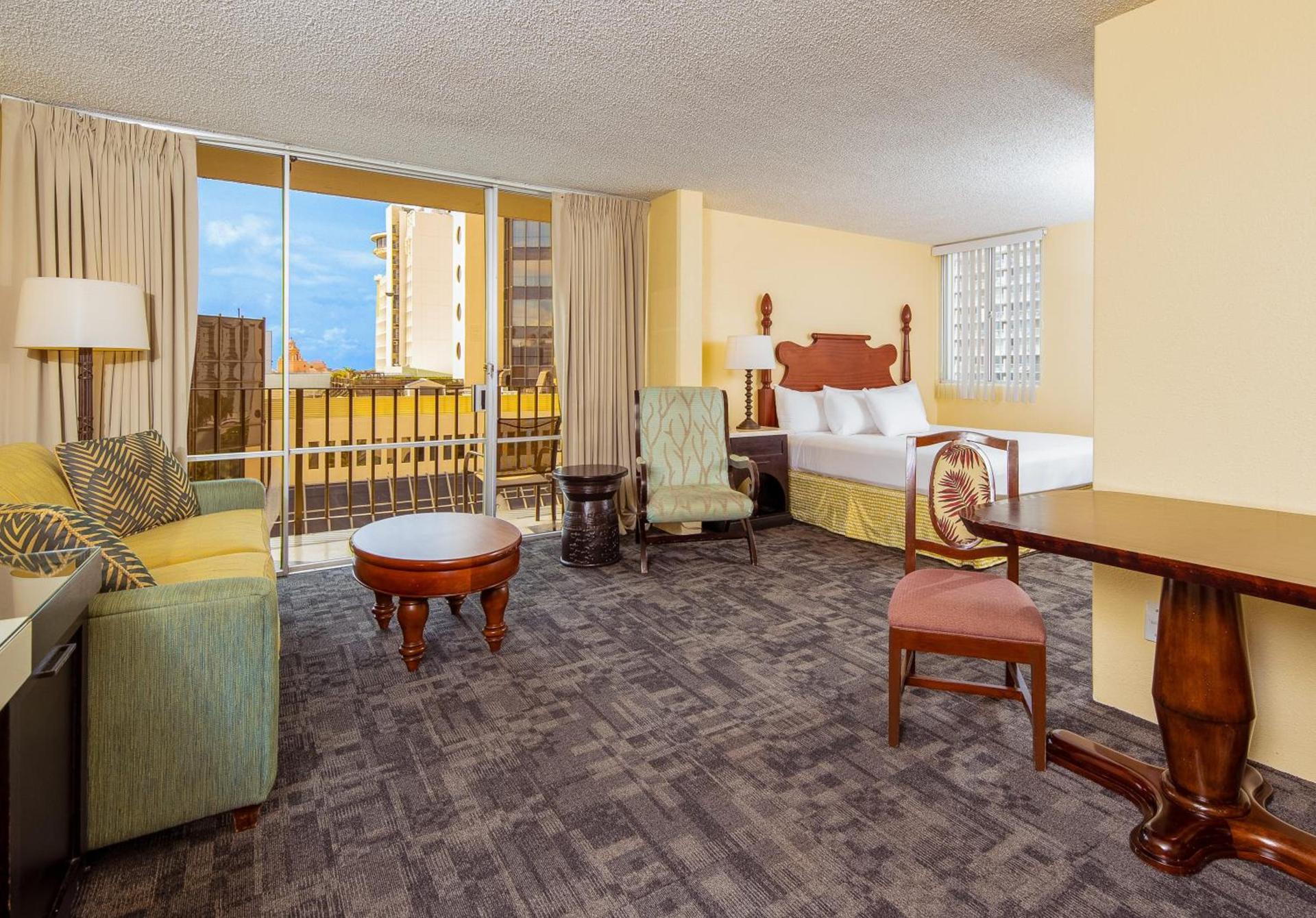 Ohia Waikiki Studio Suites photo 4