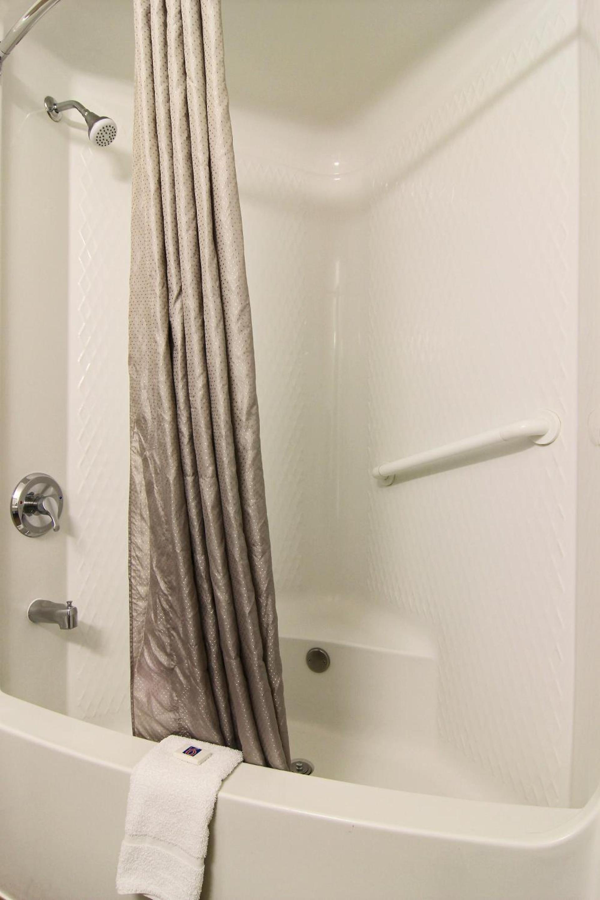 Motel 6-Albuquerque, NM - North photo 42
