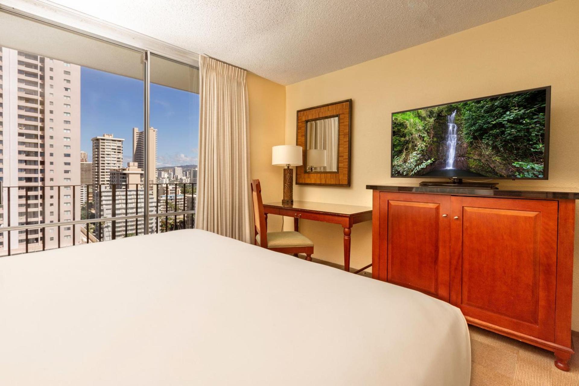 Ohia Waikiki Studio Suites photo 13