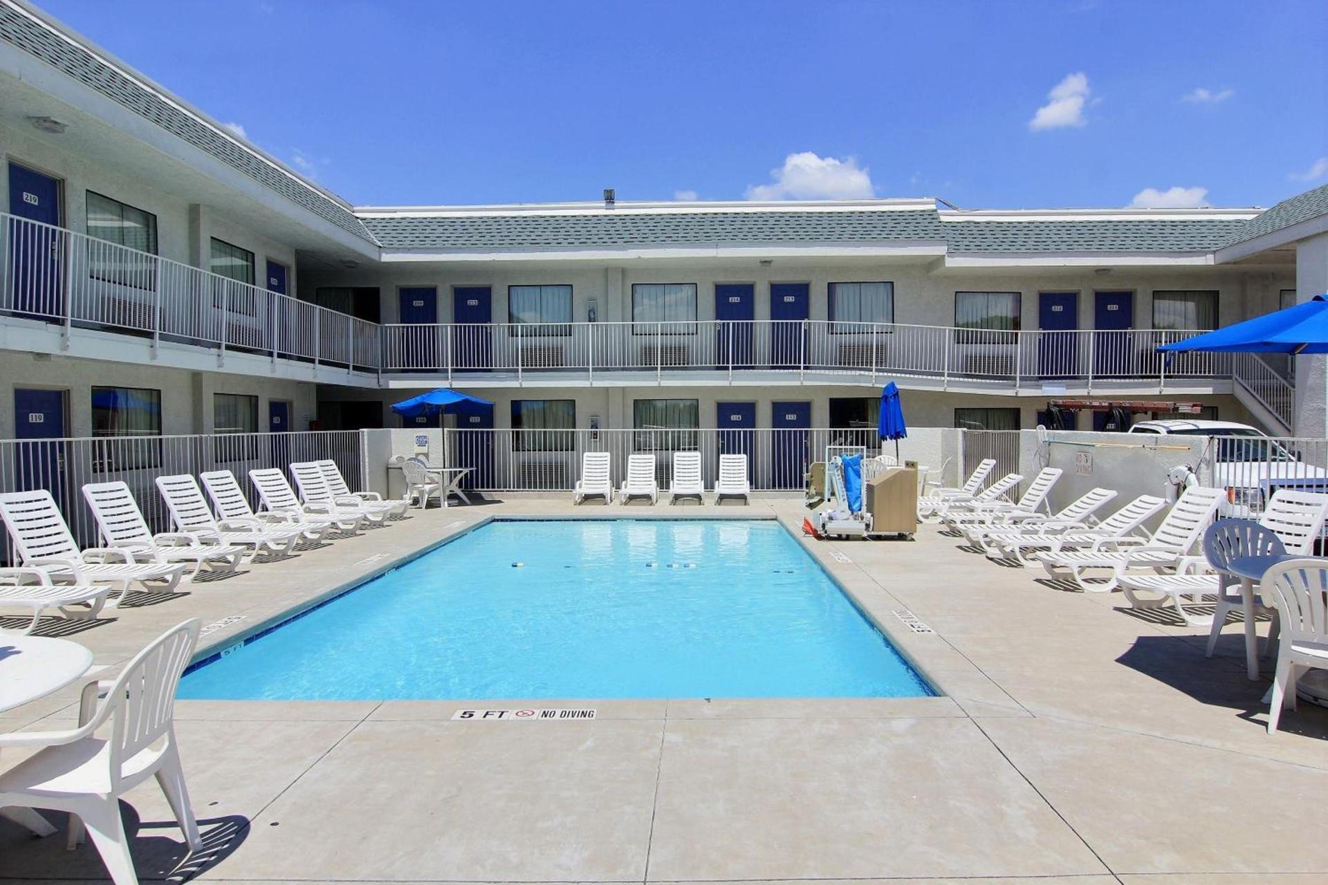 Motel 6-Austin, TX - North Central photo 51