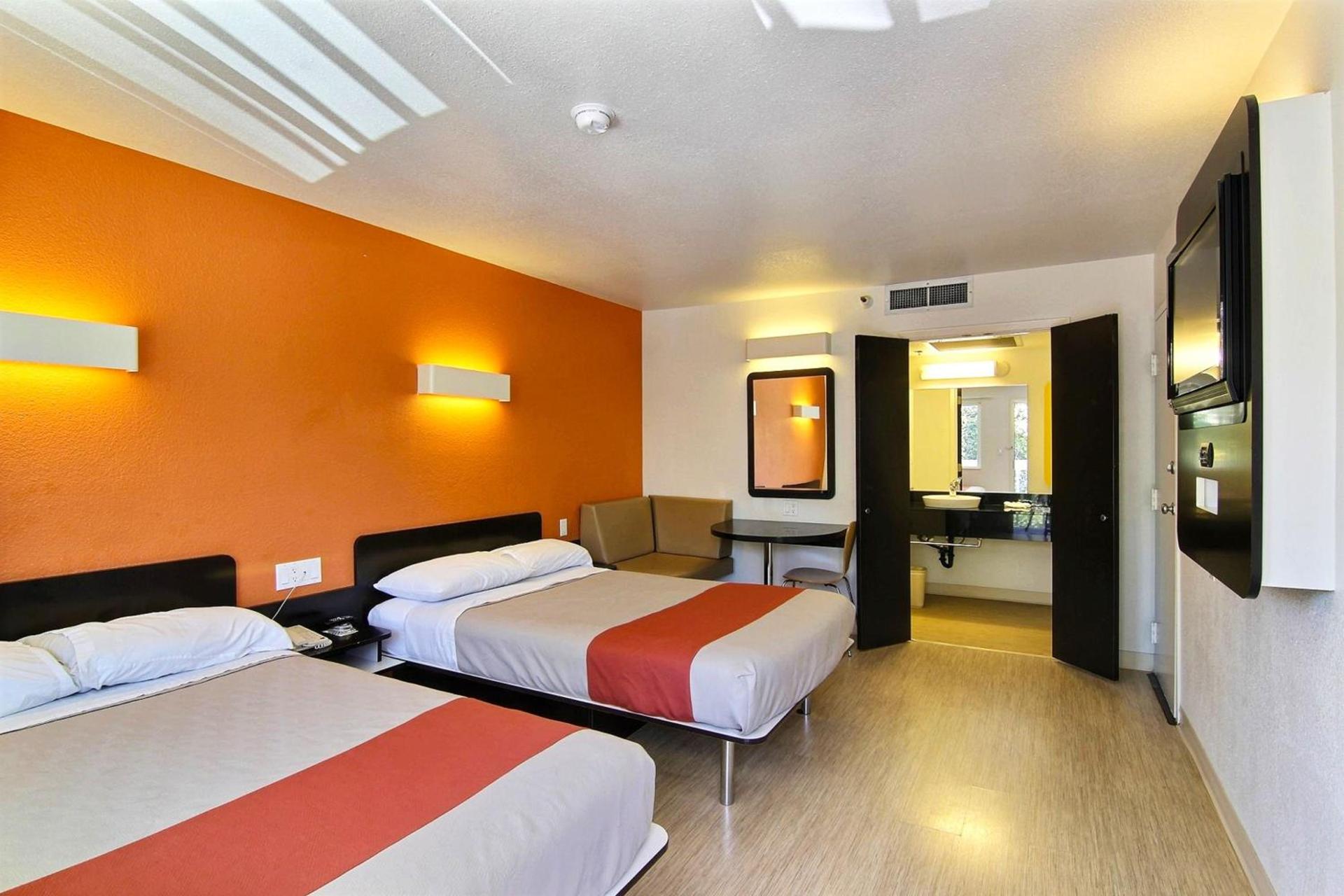 Motel 6-Carpinteria, CA - Santa Barbara - South photo 40