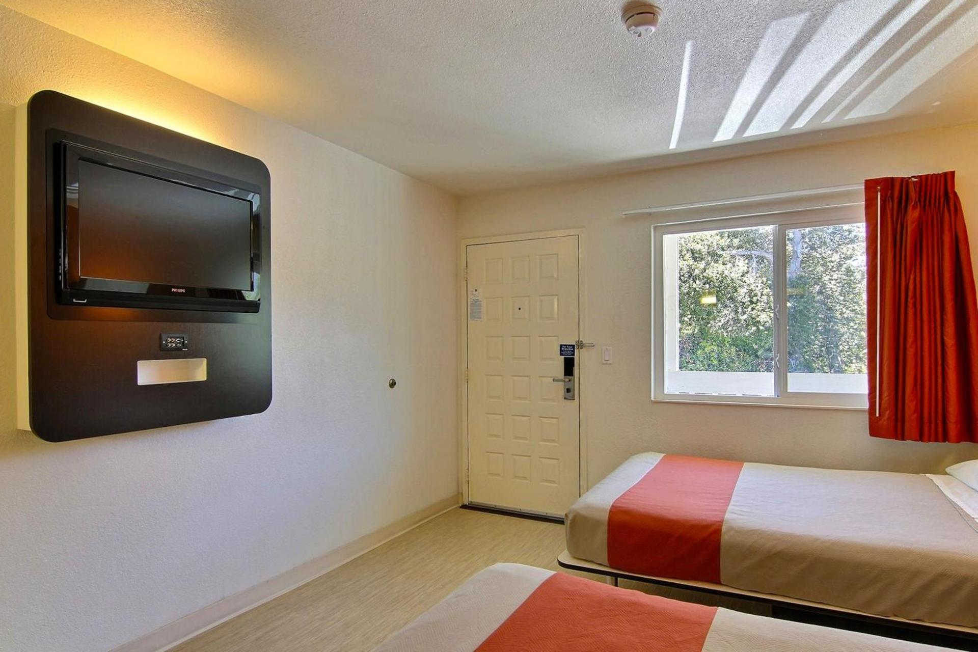 Motel 6-Carpinteria, CA - Santa Barbara - South photo 41