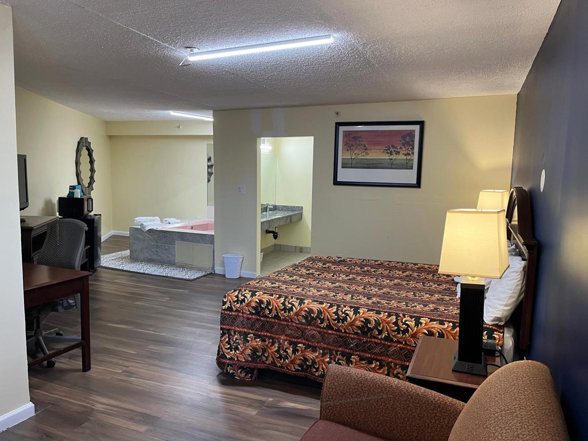 Royal Lodge photo 35