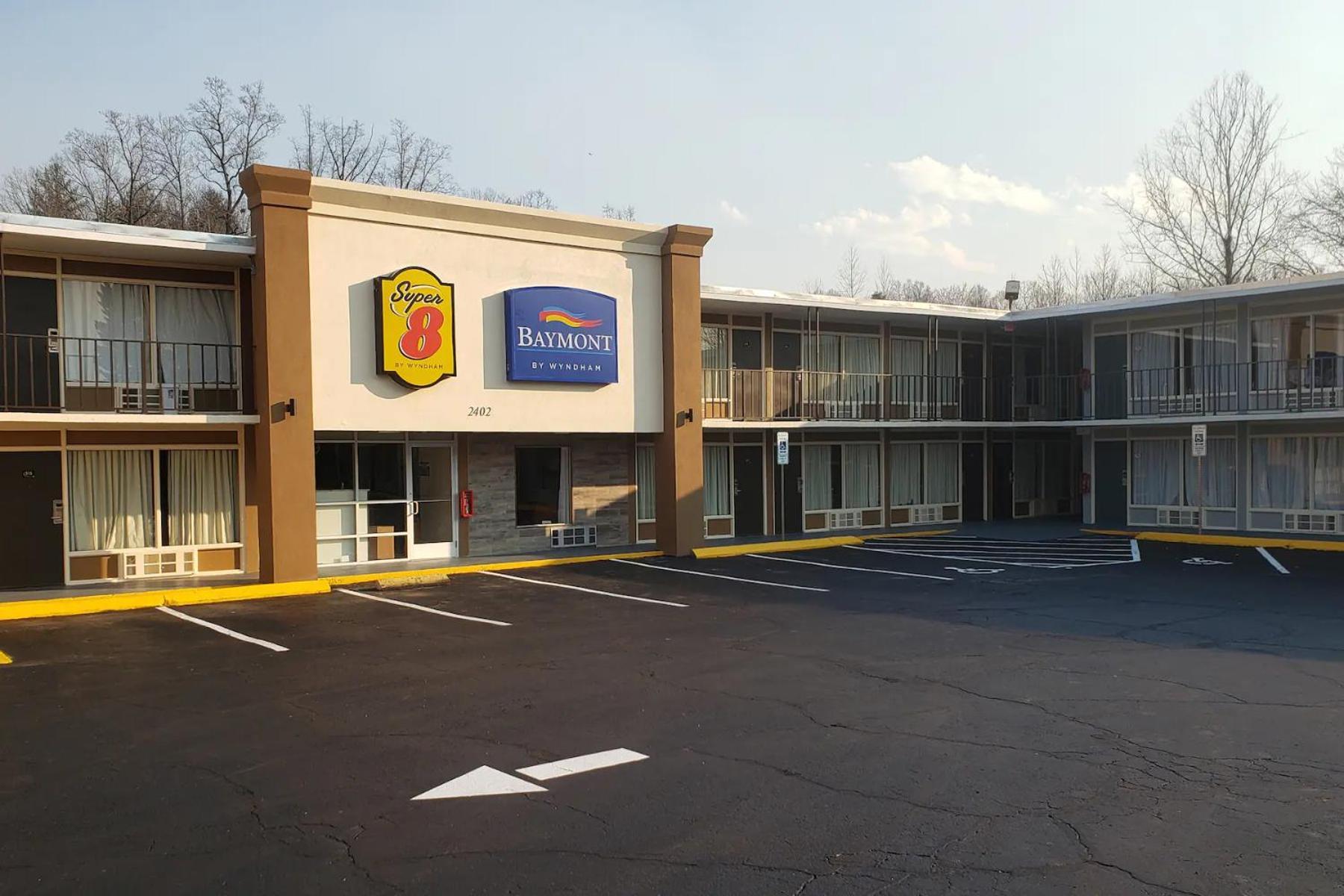 Super 8 by Wyndham Morganton — hotel in Morganton