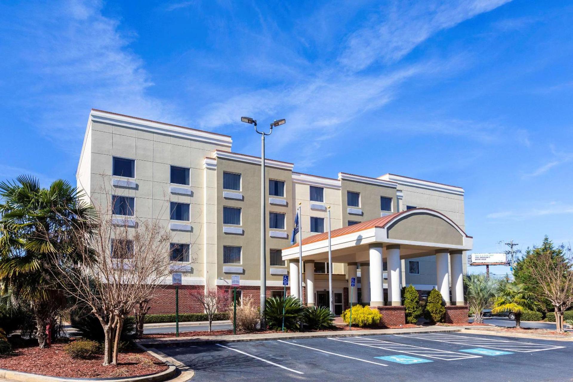 Comfort Suites Forsyth near I-75 photo 4