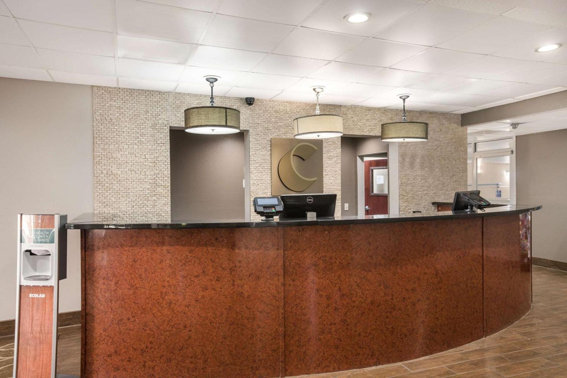 Comfort Suites Forsyth near I-75 photo 10