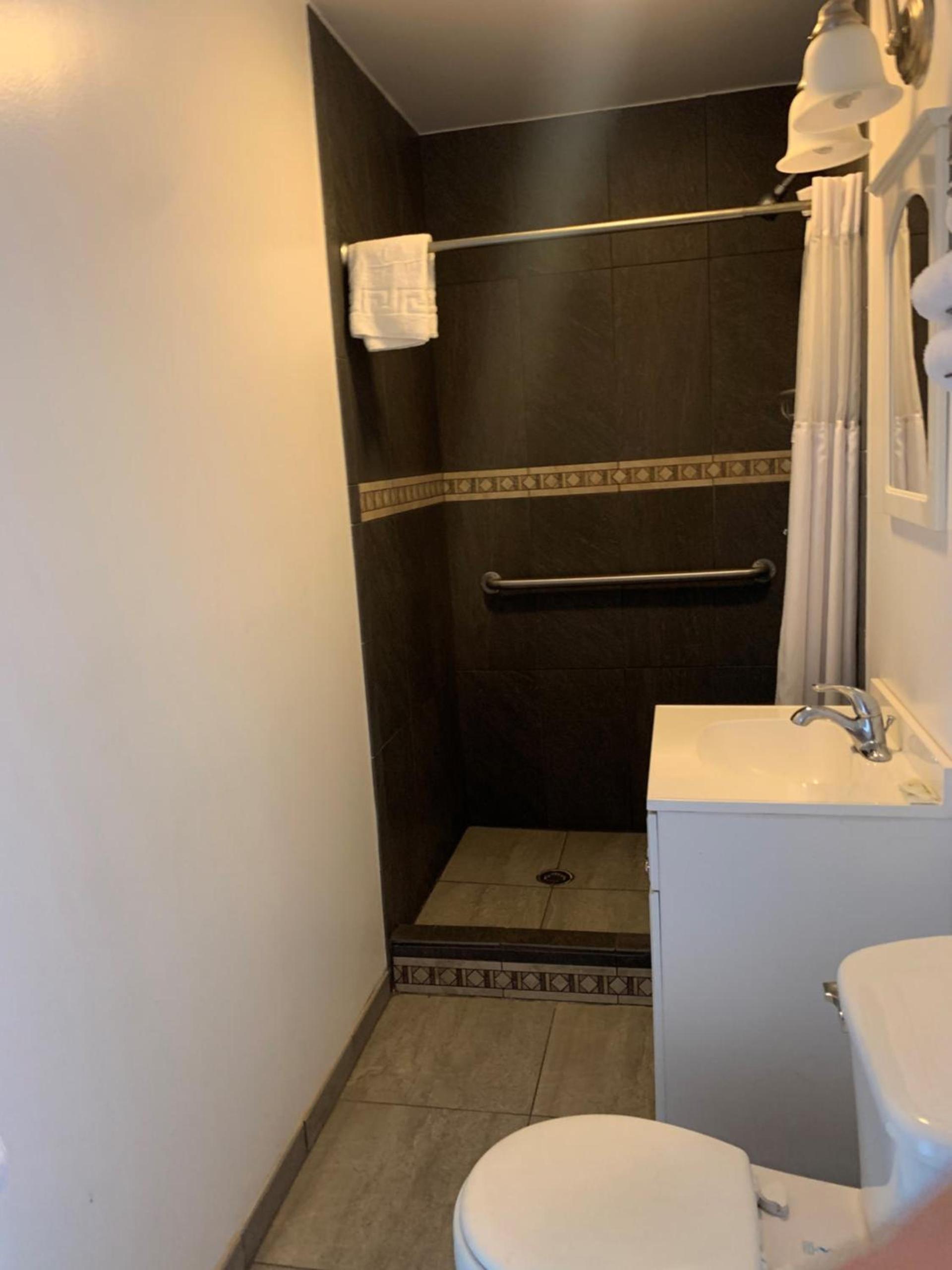 HAVEN INN photo 7