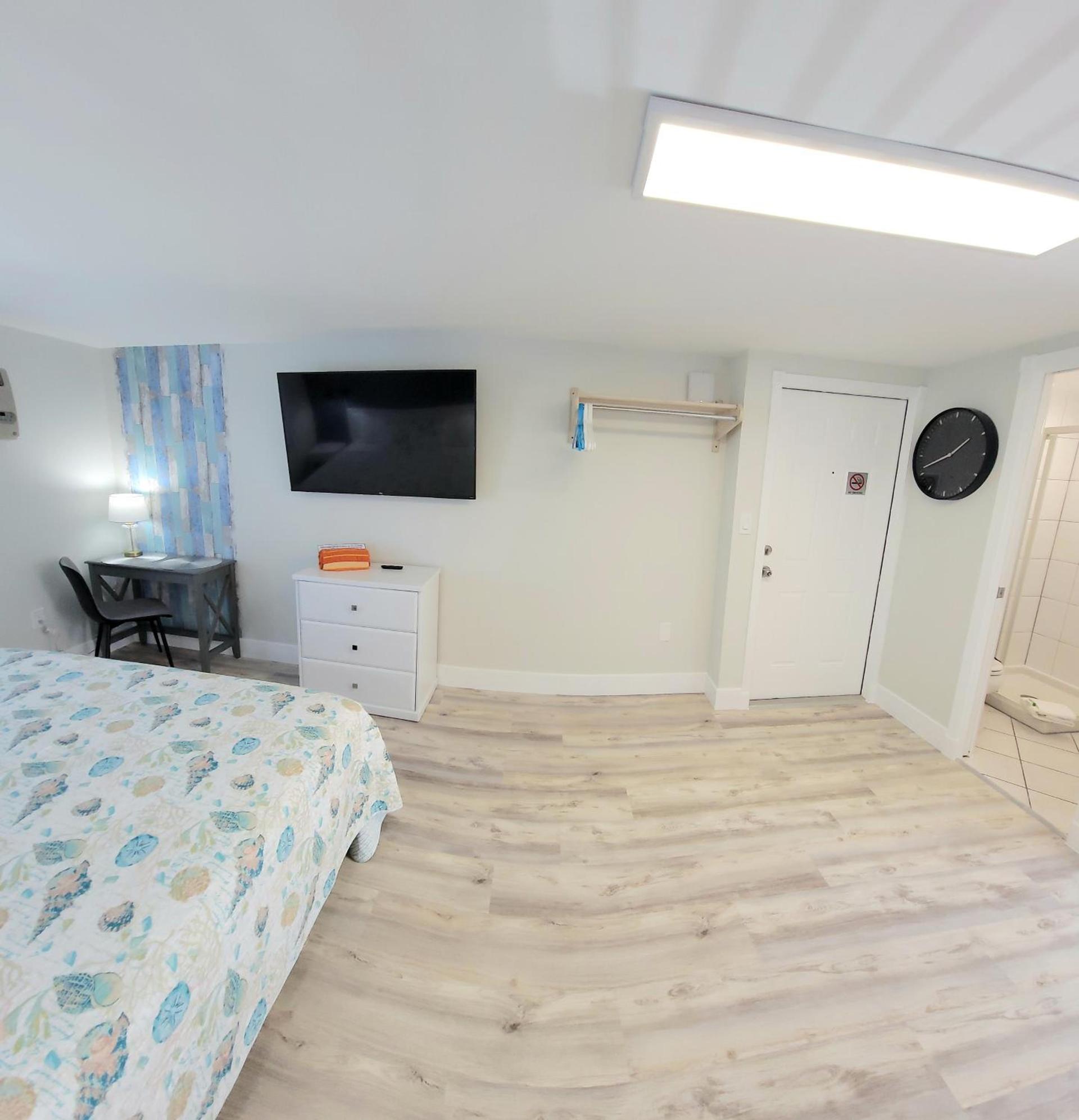 Satellite Motel photo 96