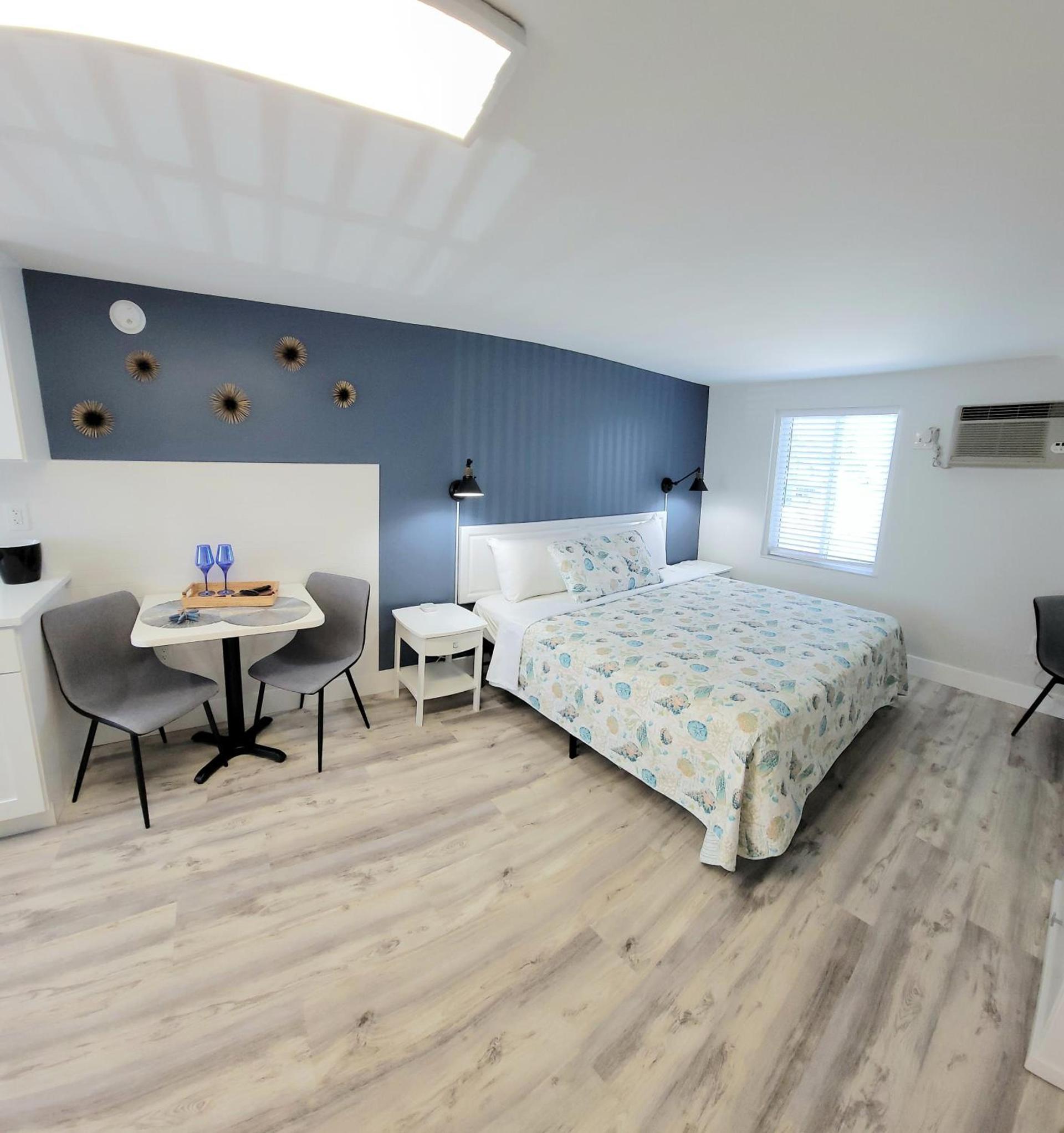 Satellite Motel photo 10