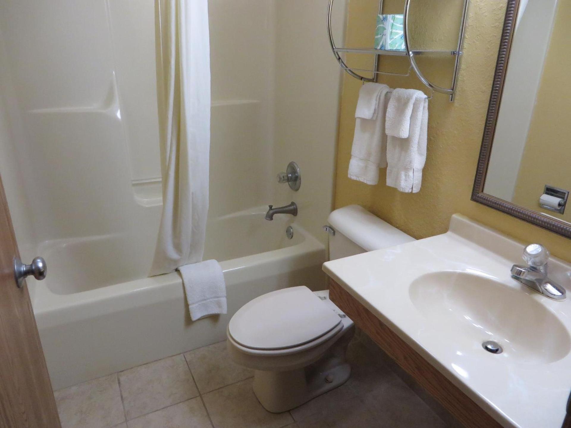 Econo Lodge Chillicothe photo 28
