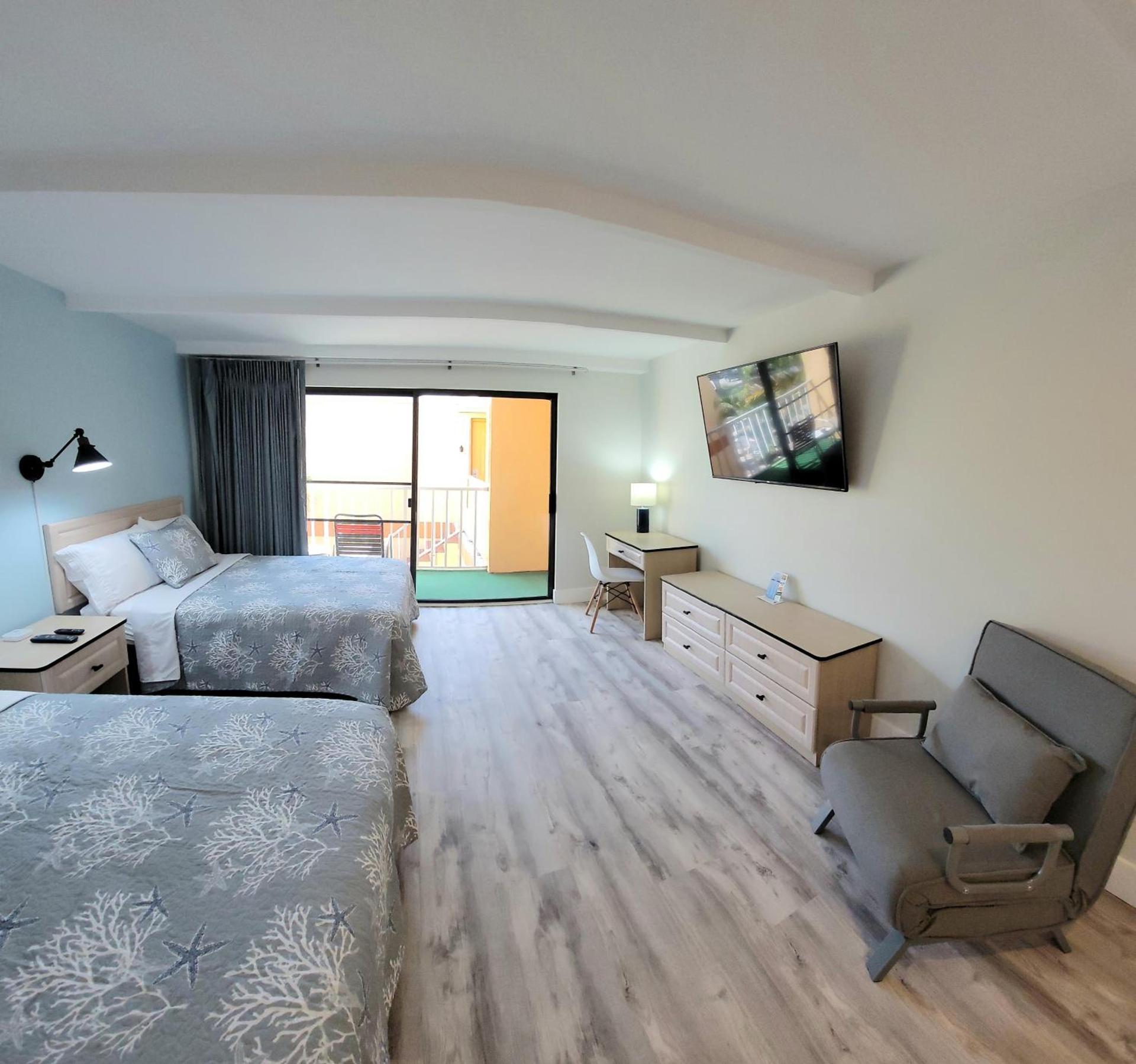 Satellite Motel photo 55