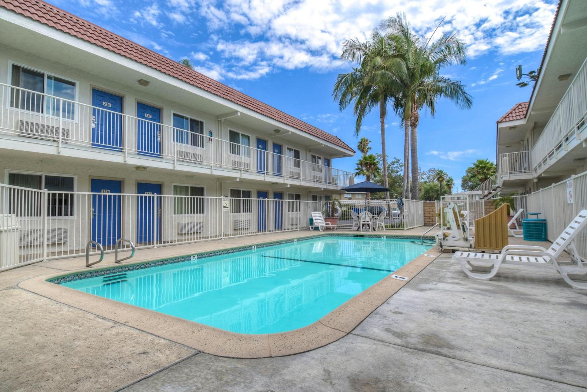 Motel 6-Costa Mesa, CA photo 14