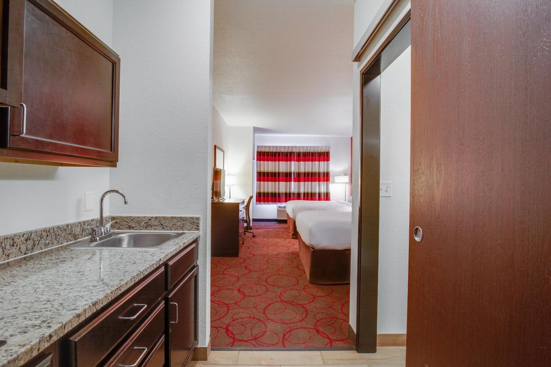 Inn at Hunters Run photo 31