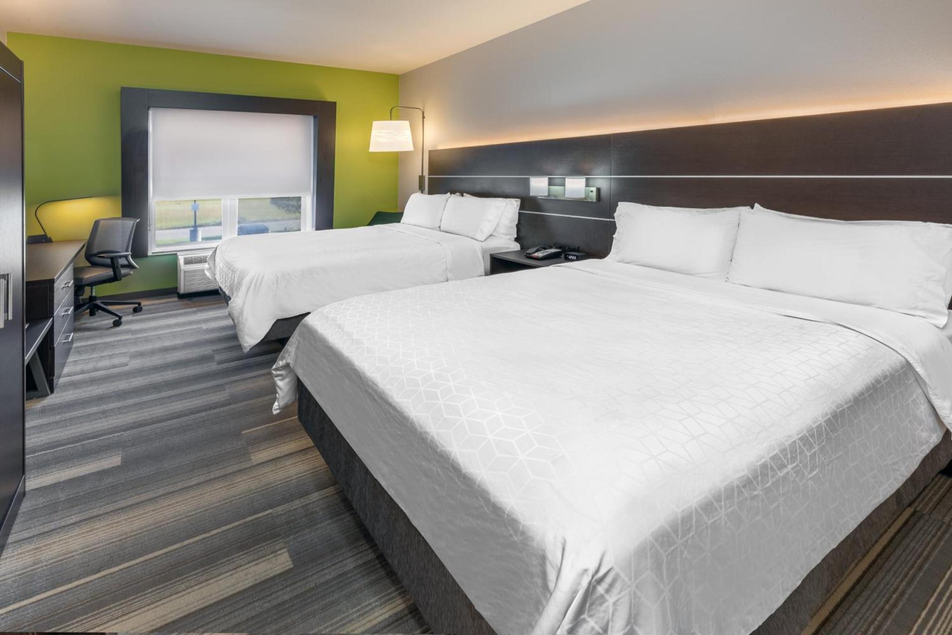 Holiday Inn Express Hotel & Suites Picayune by IHG photo 51