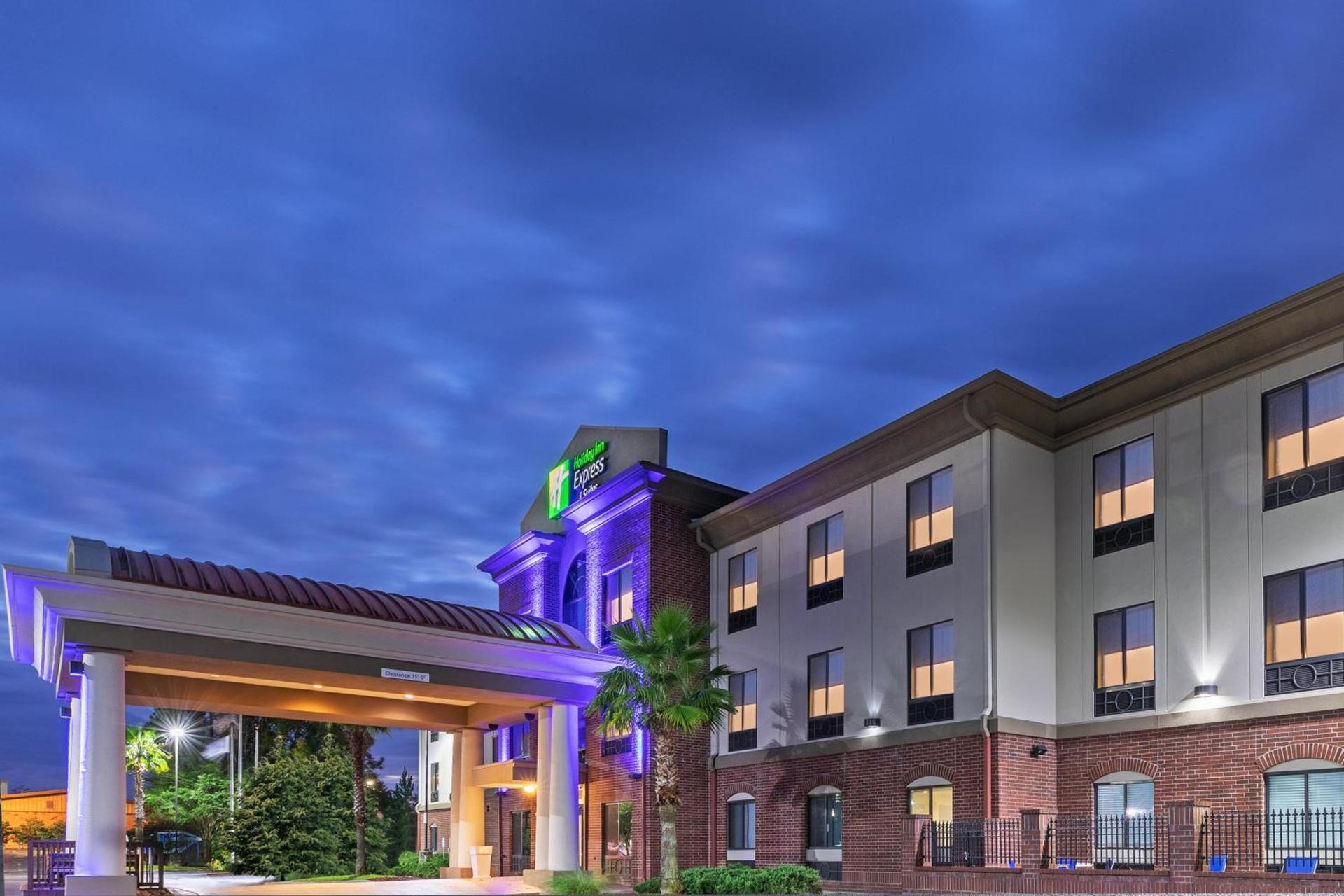 Holiday Inn Express Hotel & Suites Picayune by IHG photo 54