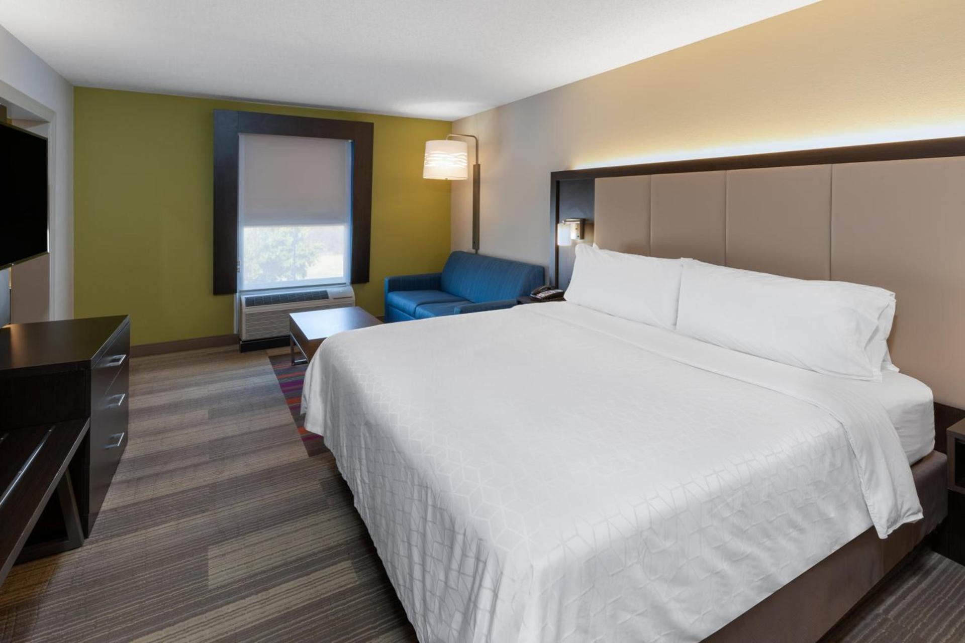 Holiday Inn Express Minden by IHG photo 42