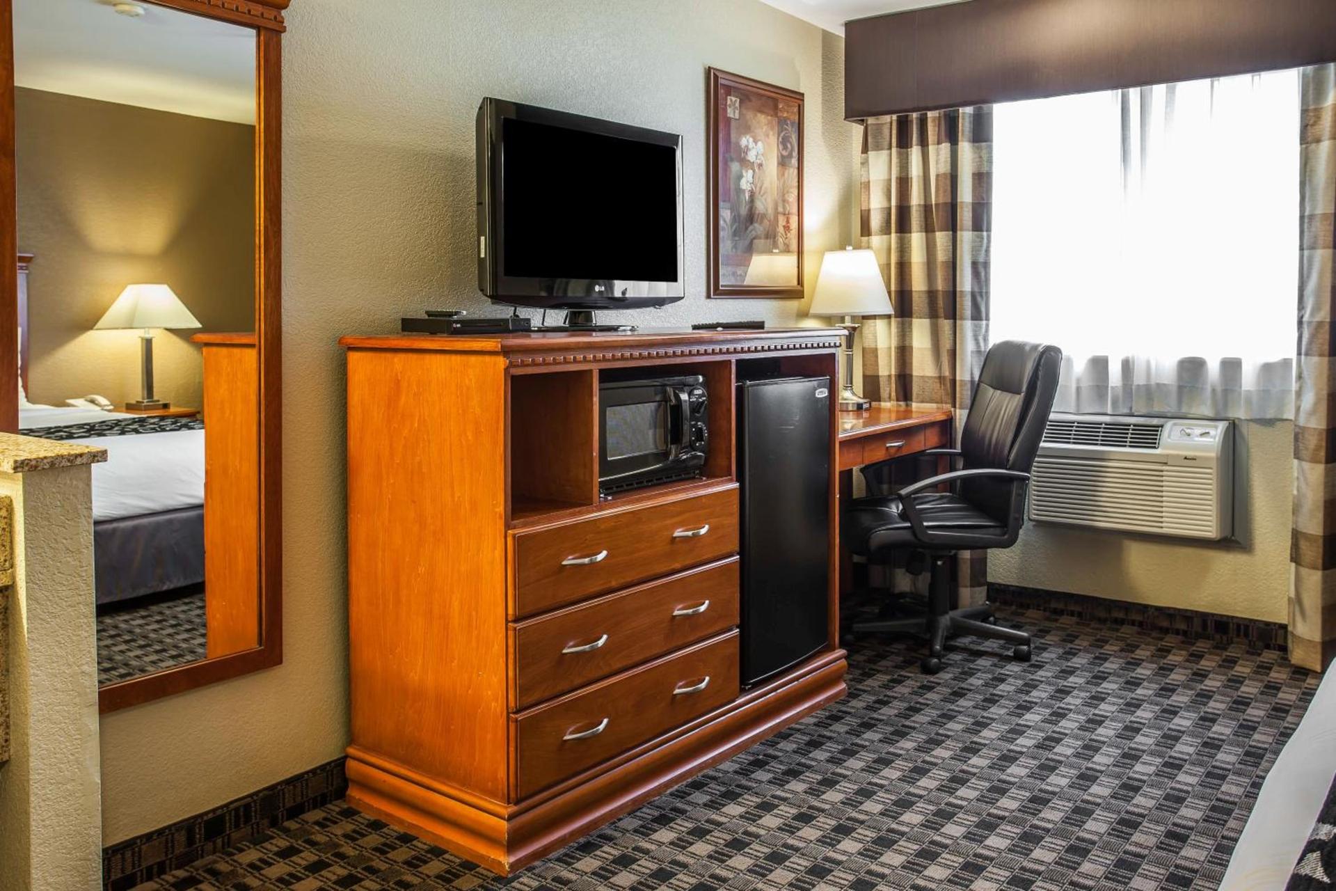 Clarion Inn Renton-Seattle photo 35