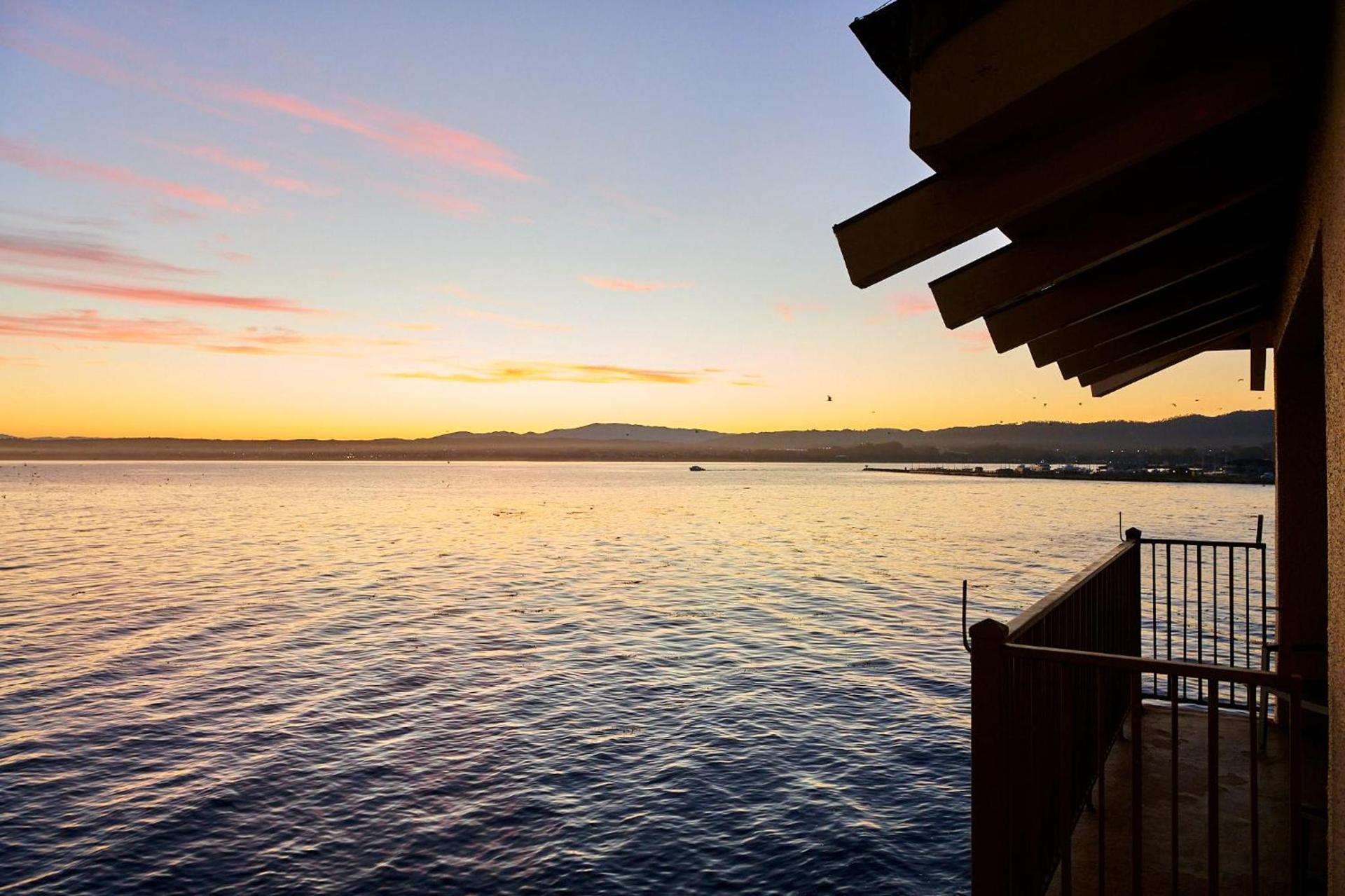 Monterey Plaza Hotel & Spa photo 30