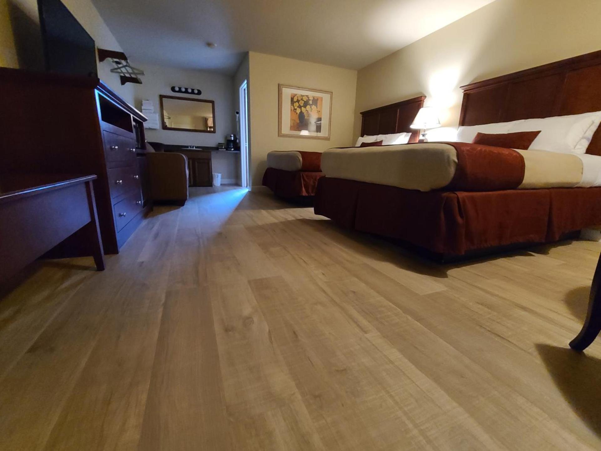 Homestead Motel photo 24