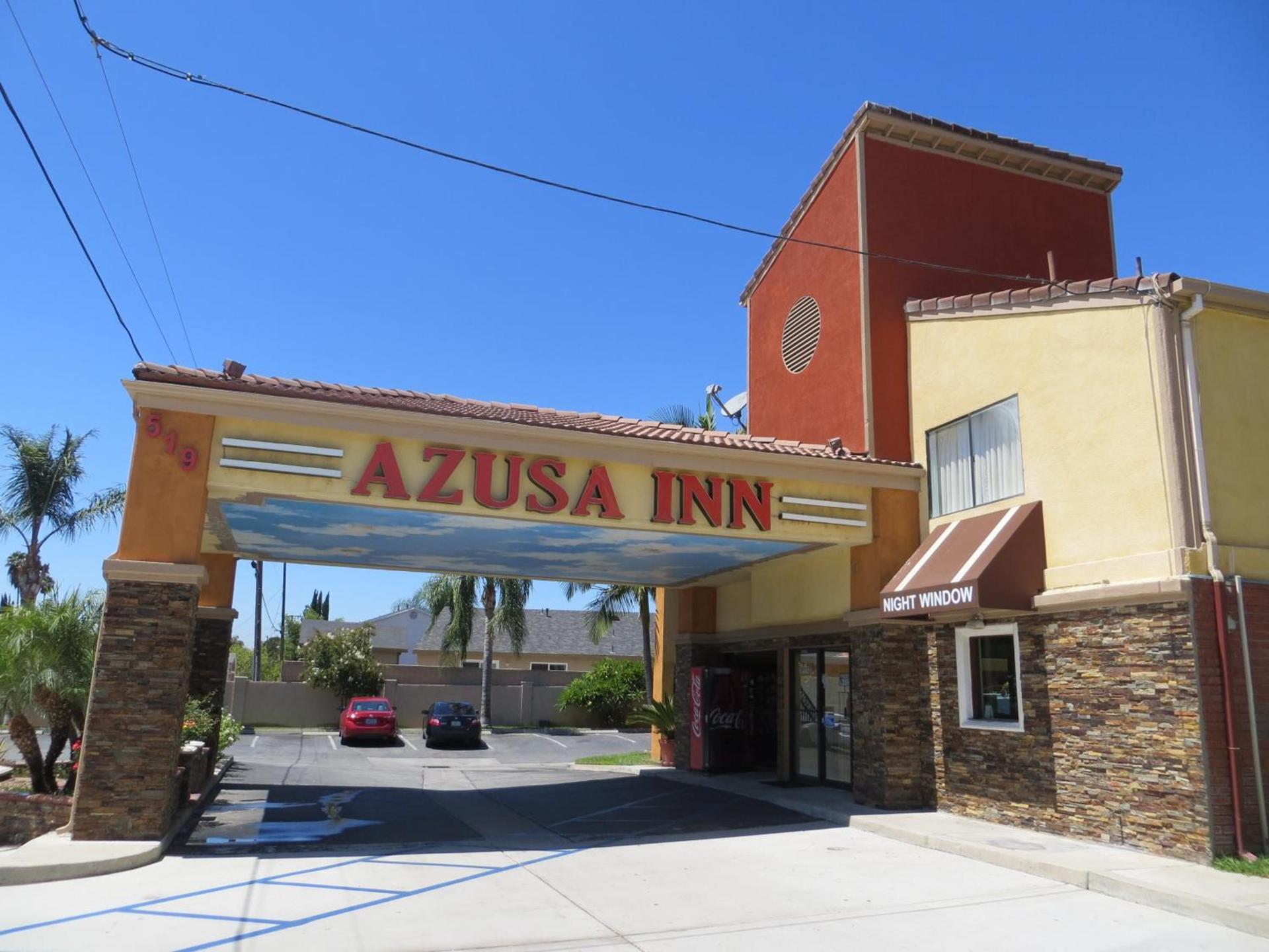 Azusa Inn photo 17
