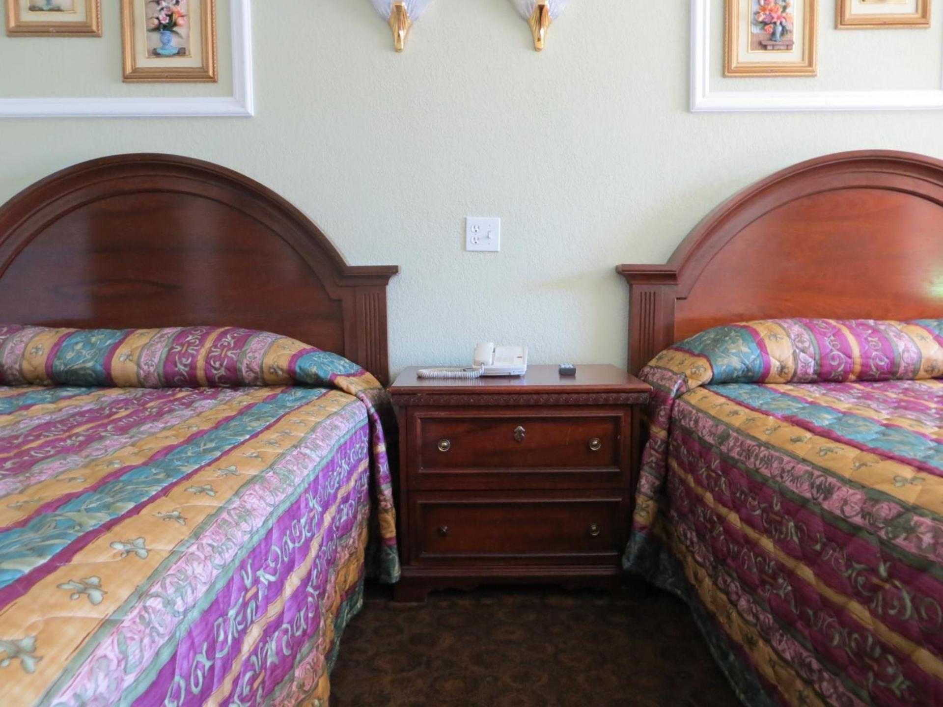 Azusa Inn photo 33
